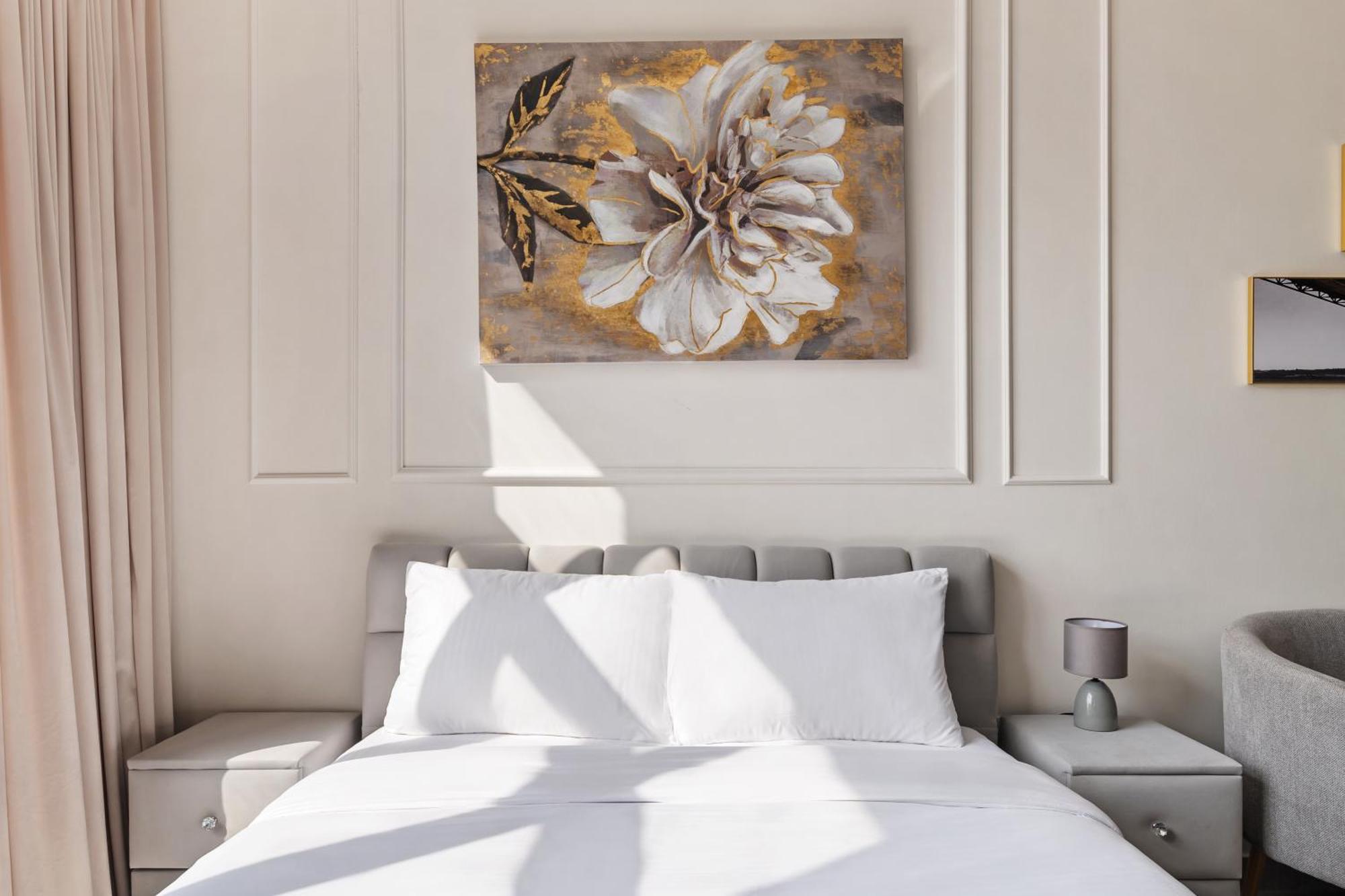 Cozy Near Silicon Oasis Hotspots Apartment *