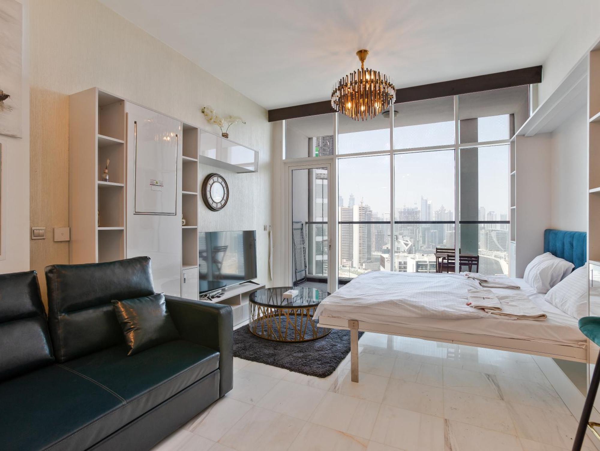 Apartment High Floor Studio With Burj Khalifa And Skyline View