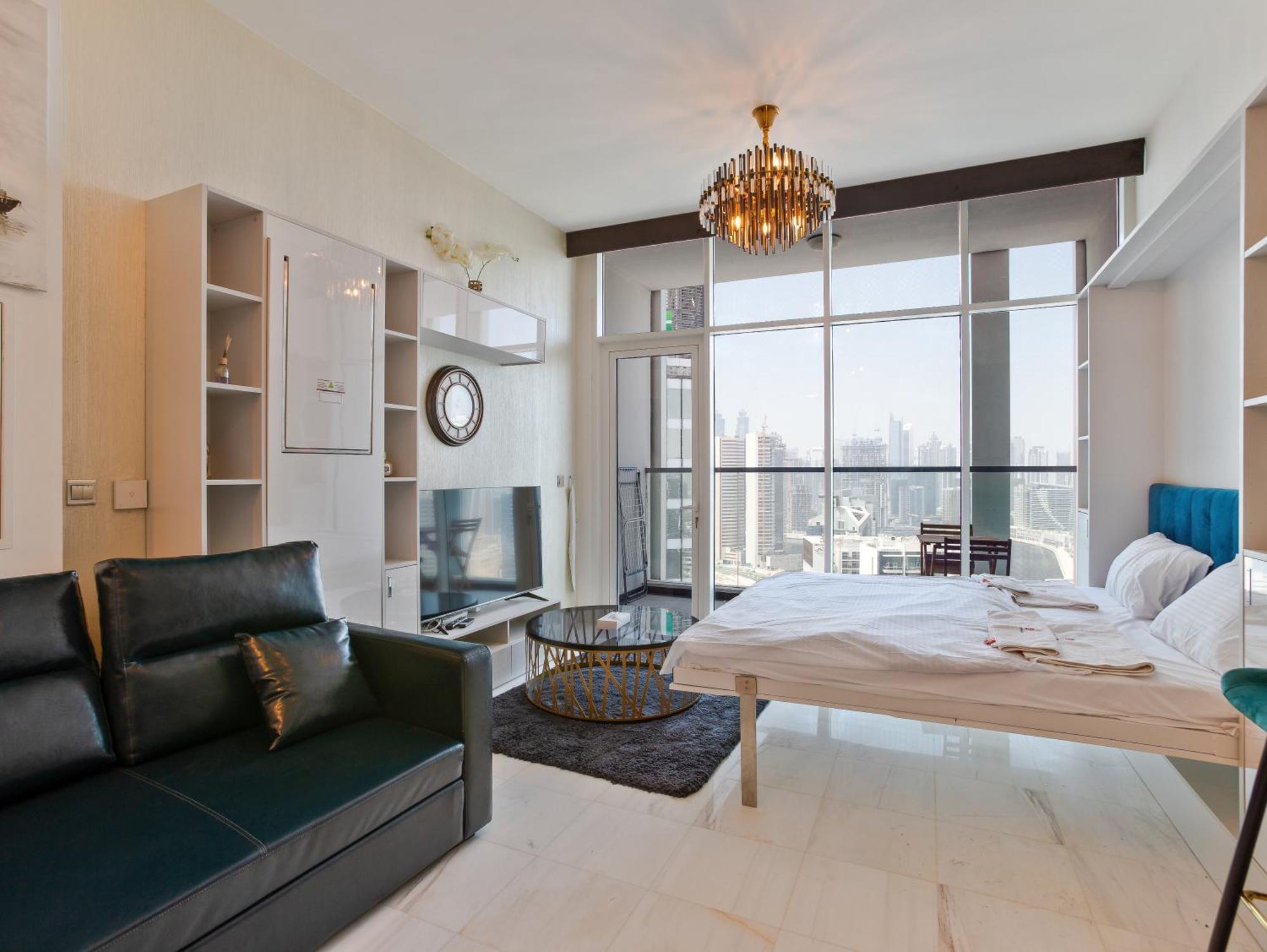 Apartment High Floor Studio With Burj Khalifa And Skyline View Dubai