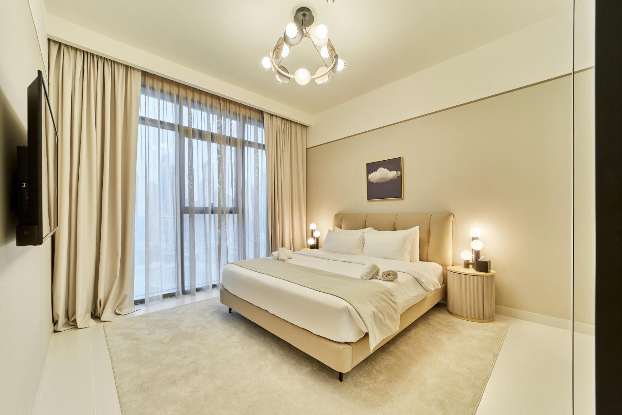 2br Beachfront With Stunning Marina View Apartment *