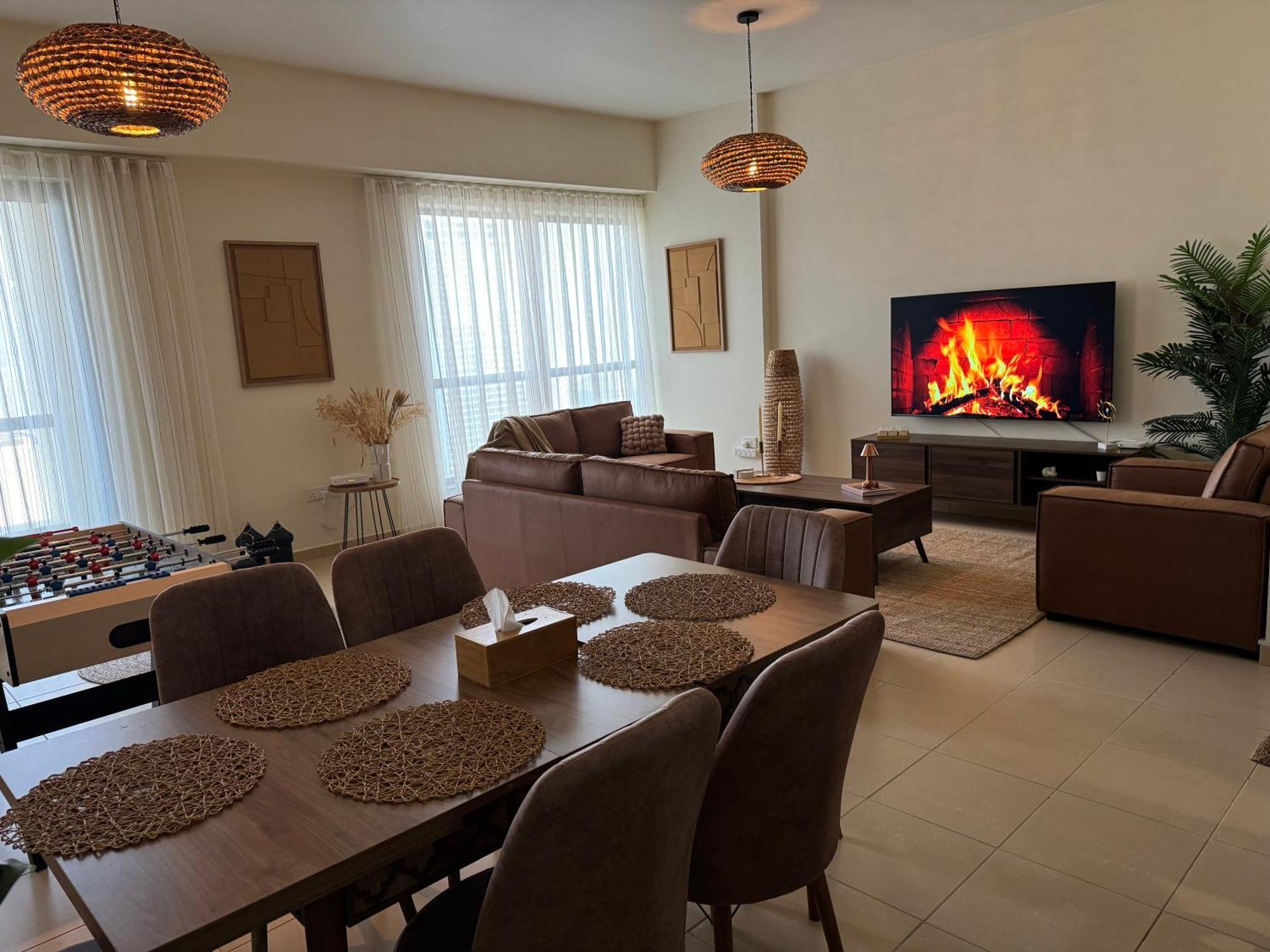 Marina Jasmine - Luxury - Jumeirah Beach Hostel Dubai