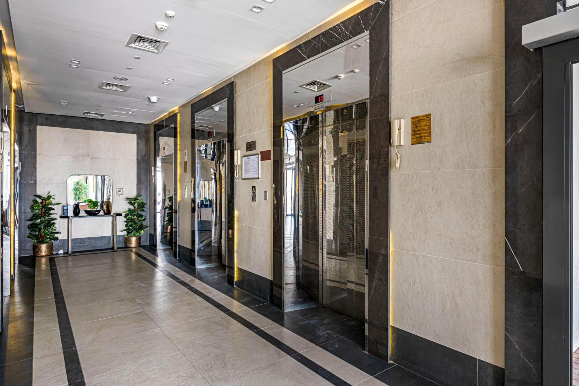 Relaxing In Exciting Dubailand District Apartment Dubai