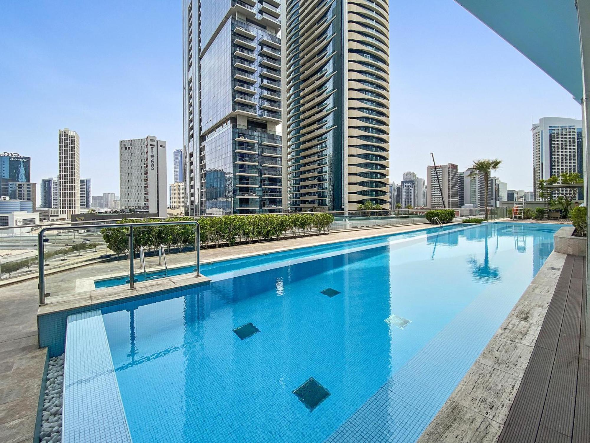 Modern And Classy 1 Bedroom In Rp Heights Downtown Apartment Dubai