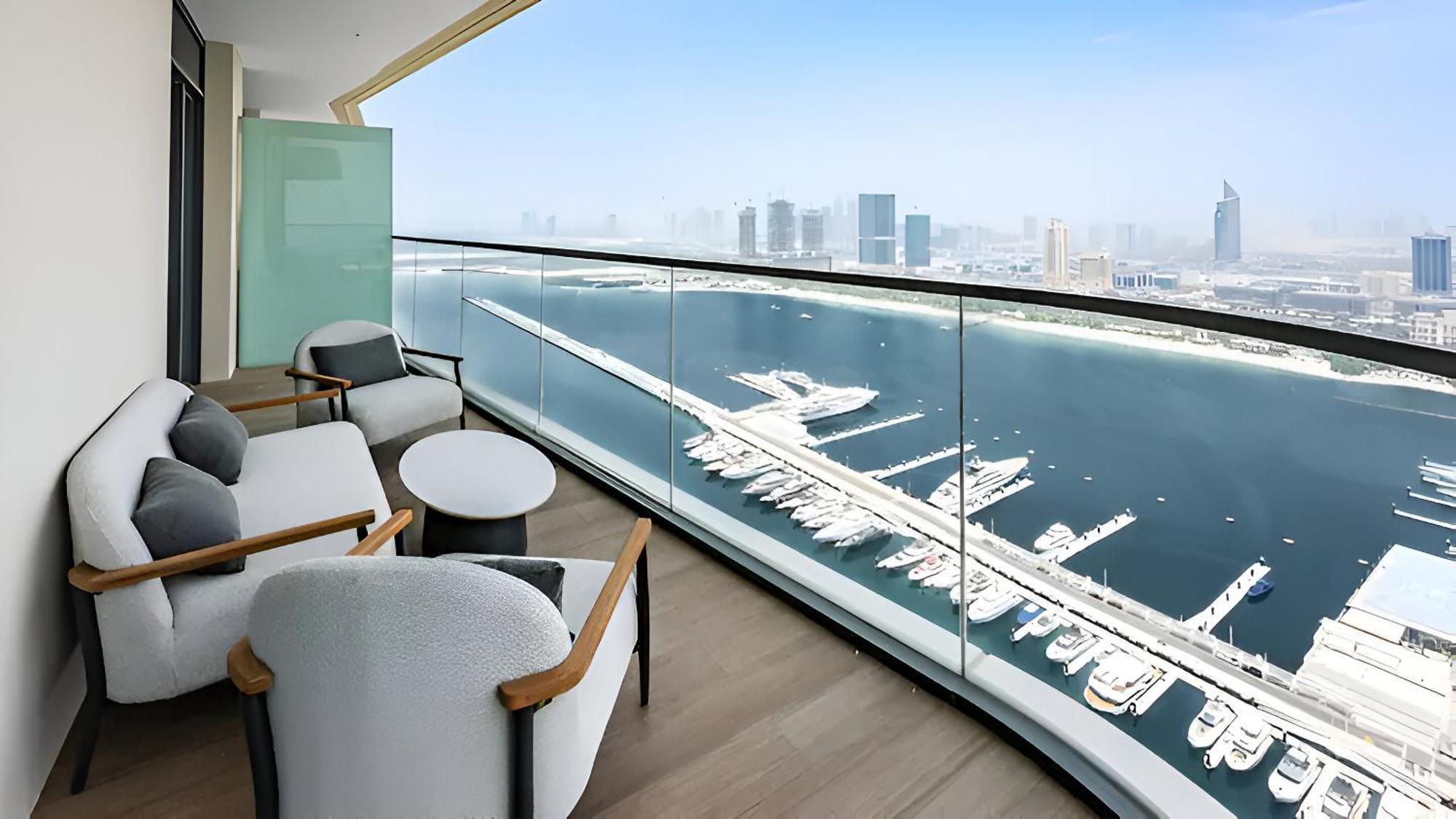 2br Beachfront With Stunning Marina View