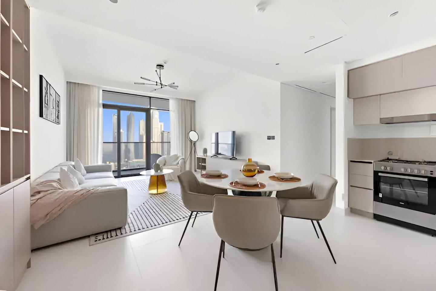 Apartment 2br Beachfront With Stunning Marina View *