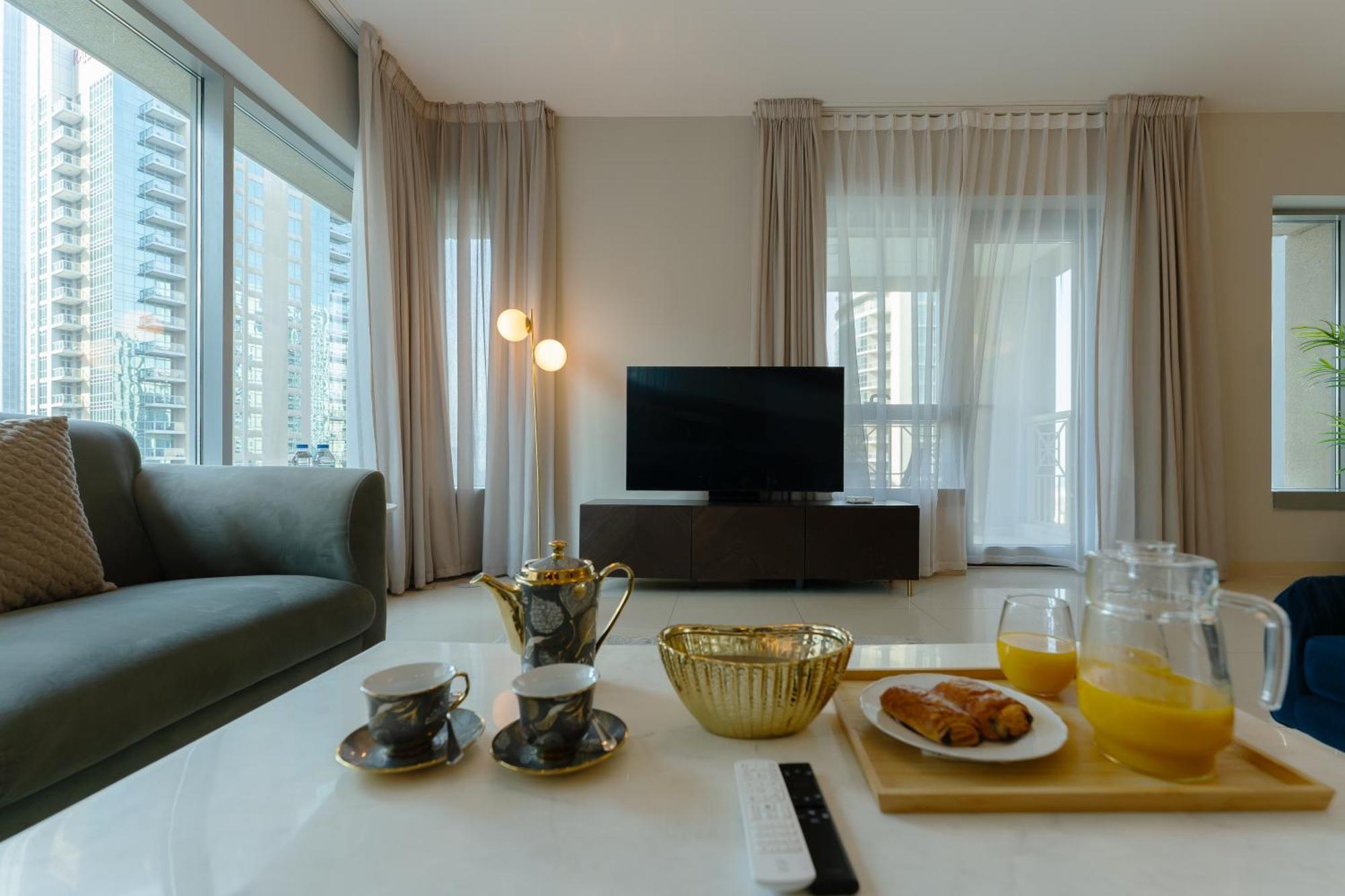 Apartment Luxury 1br -stunning Burj Khalifa & Fountain Views Dubai