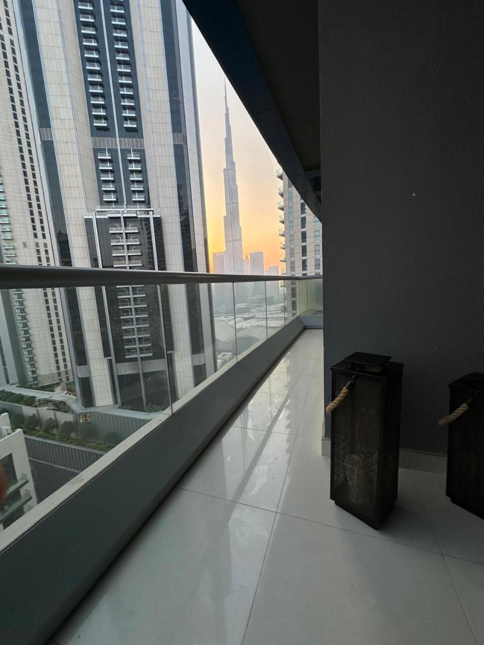 Luxury 1br With Burj Khalifa View In A 5 Star Facilities - 5 Min Walk To Mall Apartment