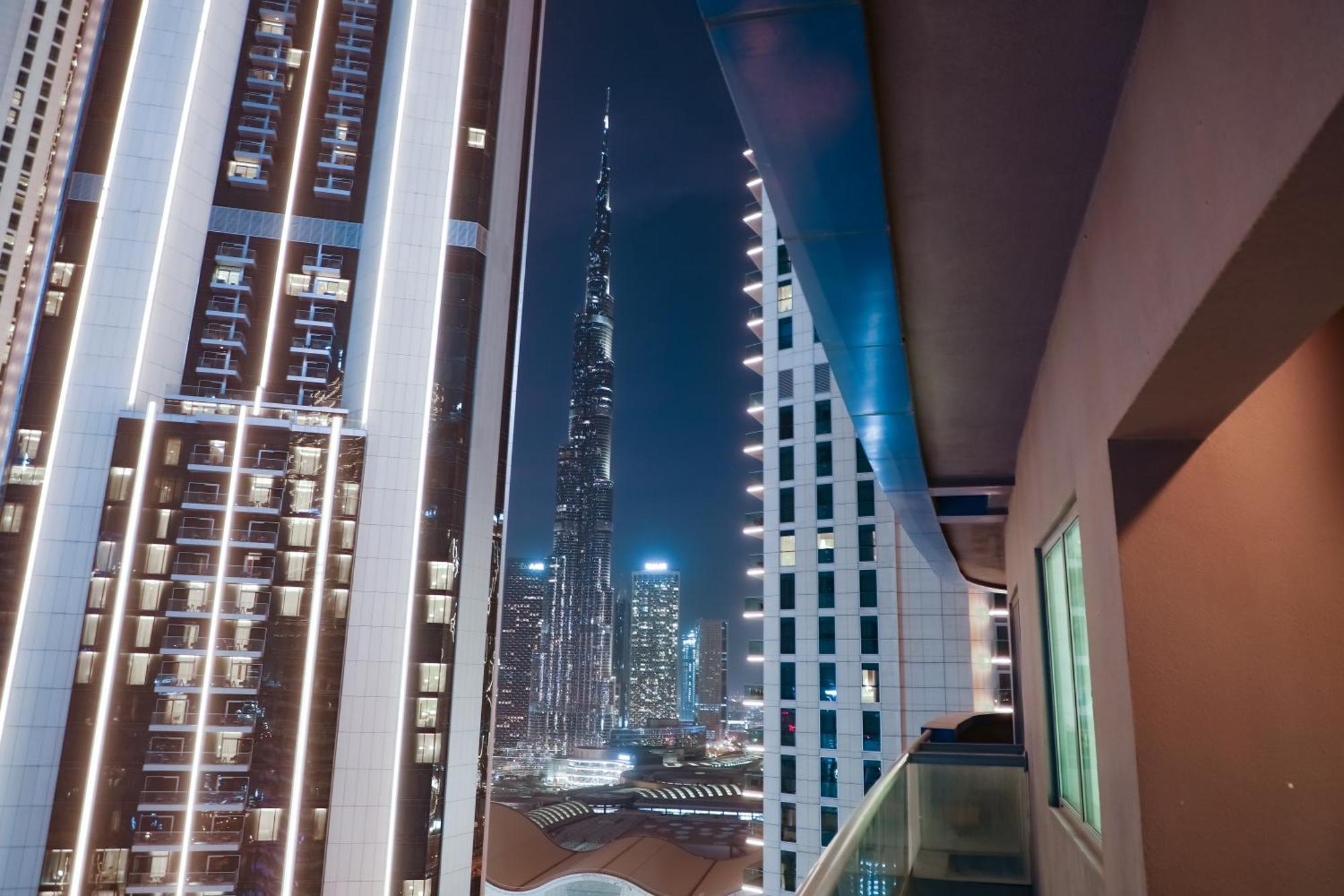 Luxury 1br With Burj Khalifa View In A 5 Star Facilities - 5 Min Walk To Mall