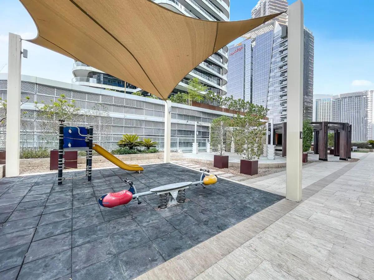 Luxury 1br With Burj Khalifa View In A 5 Star Facilities - 5 Min Walk To Mall Dubai