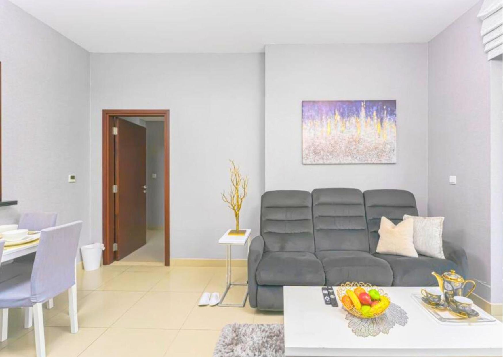 2br Partial Burj Khalifa & Pool View In 29 Boulevard