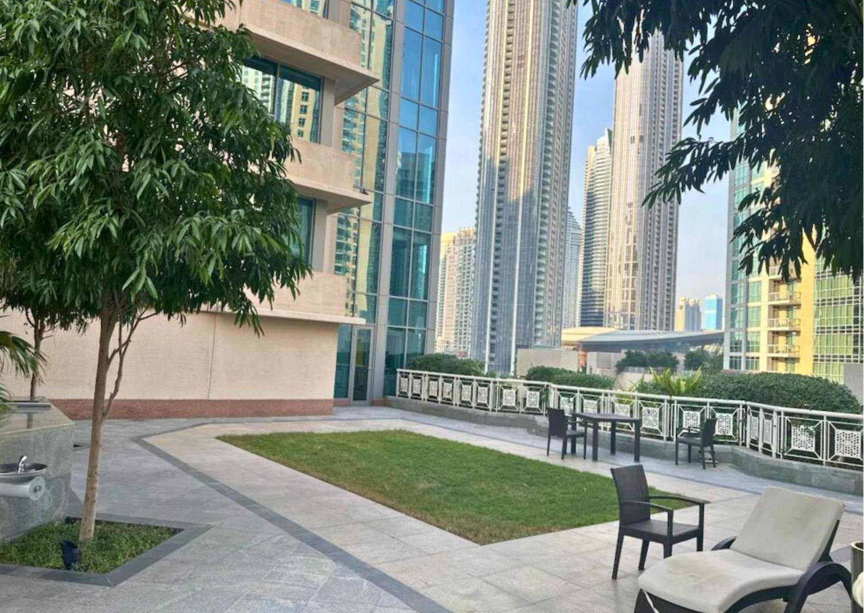 2br Partial Burj Khalifa & Pool View In 29 Boulevard * Dubai