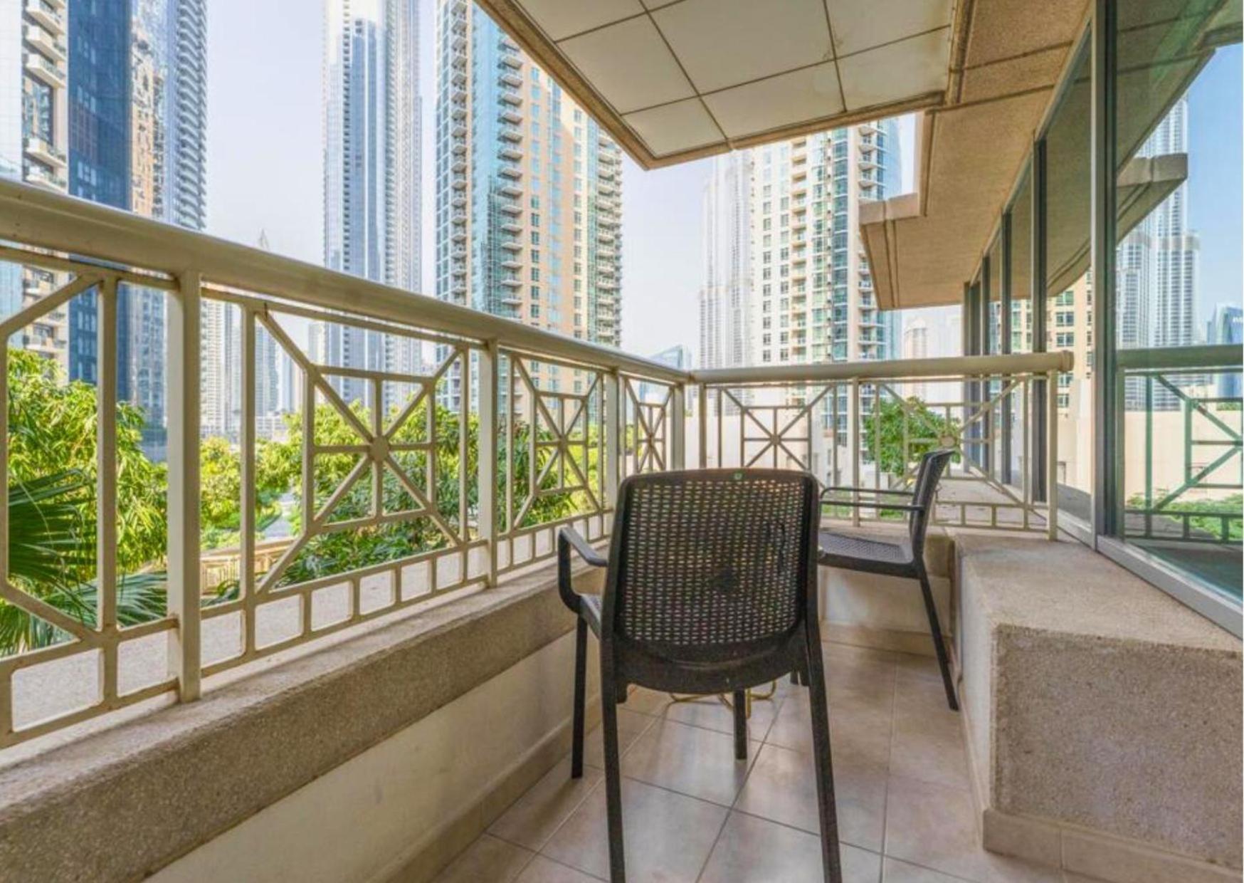 Apartment 2br Partial Burj Khalifa & Pool View In 29 Boulevard *