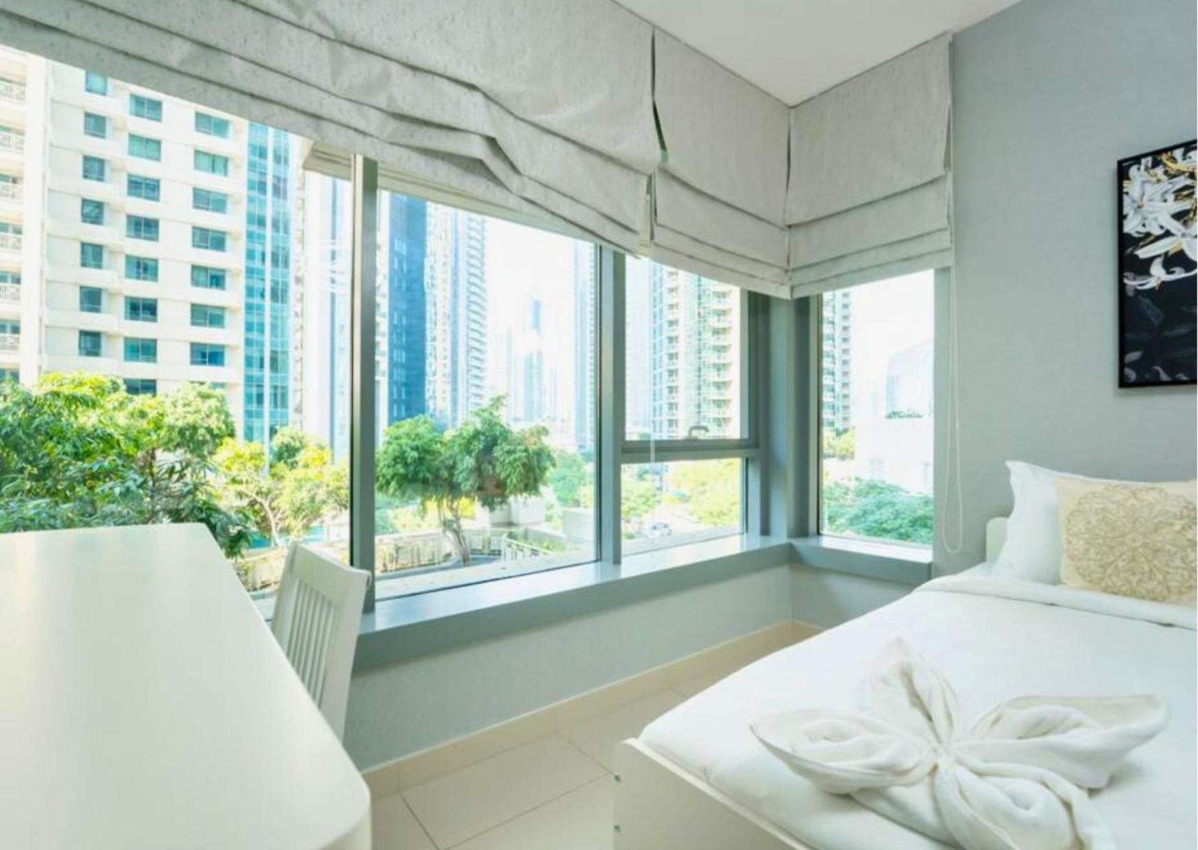 Apartment 2br Partial Burj Khalifa & Pool View In 29 Boulevard *