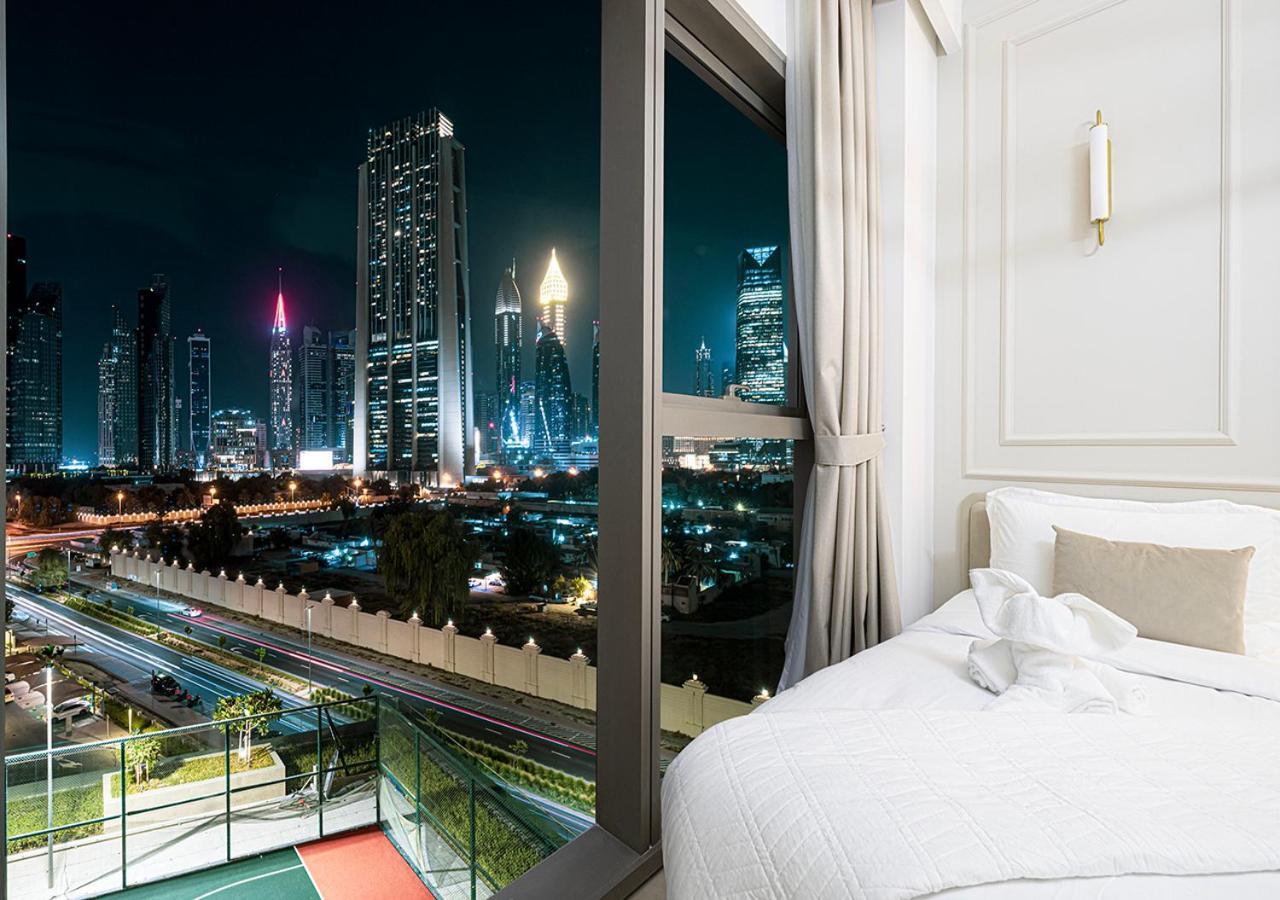 Luxurious Burj Khalifa View 5 Star 4bd In Downtown With Mall Access - Brand New Apartment *