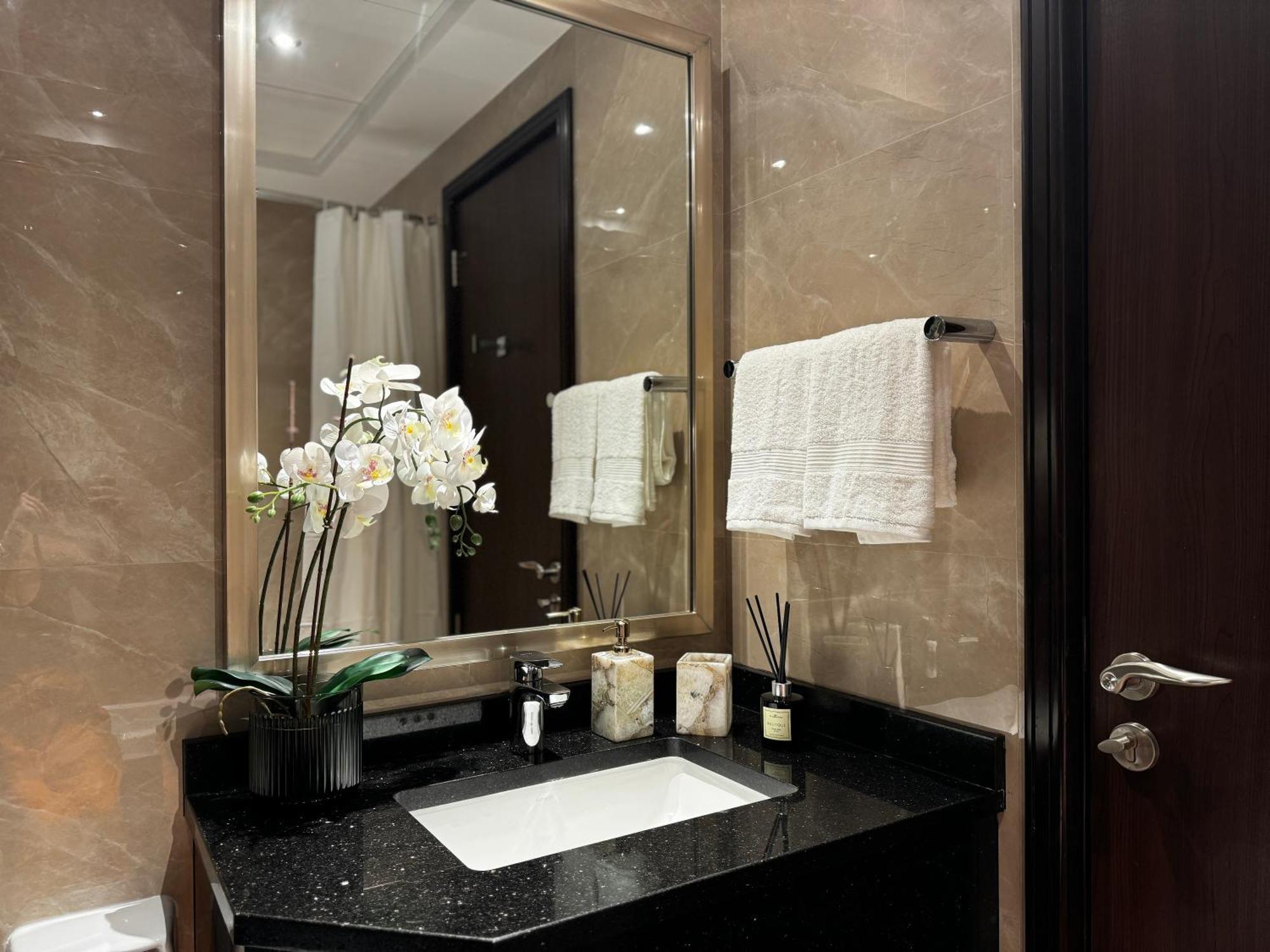 Spacious Studio, 4 Guests In The Heart Of Dubai