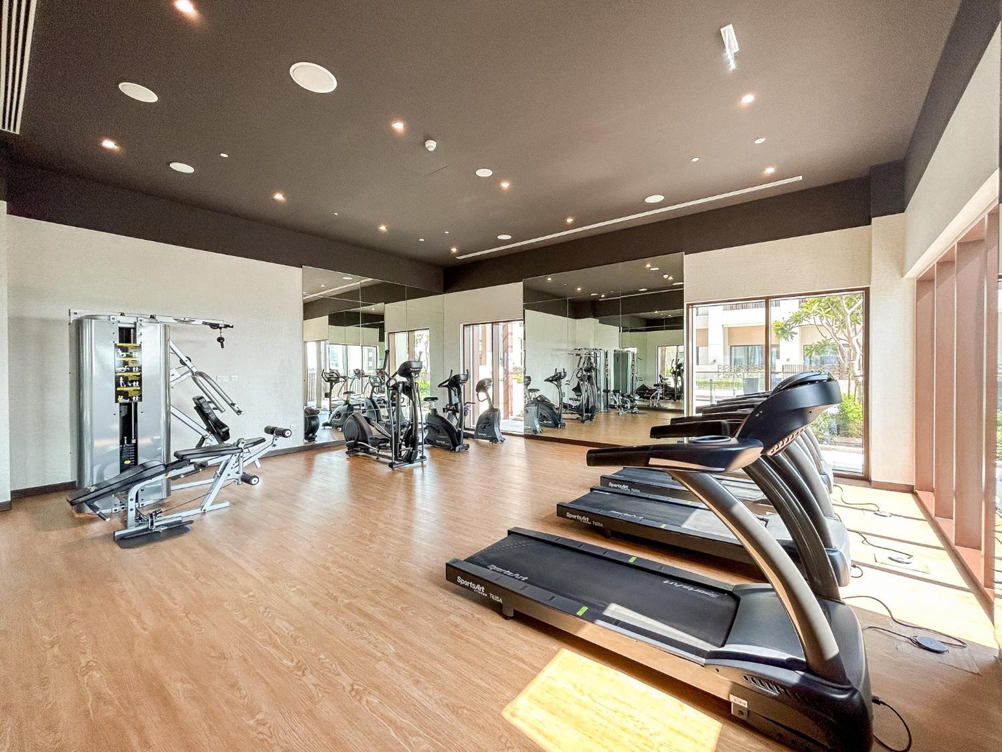 Elegant 1 Bedroom In Creek Breeze 2