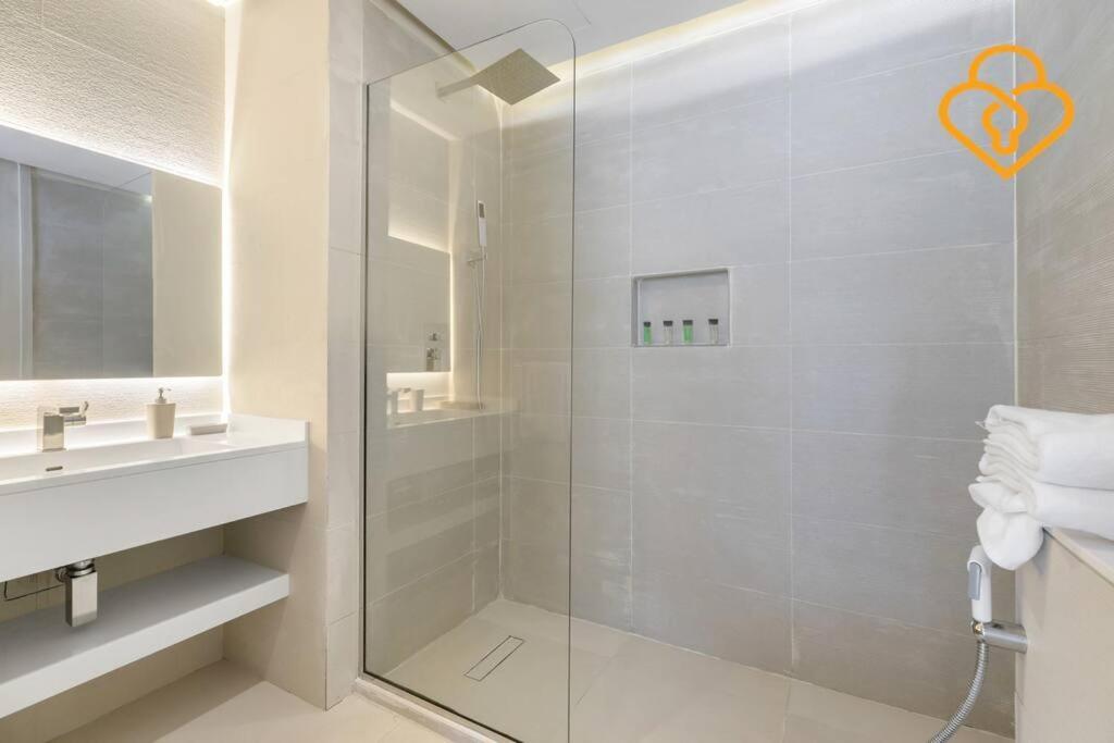 Keysplease Large 1 Bedroom Walk To Metro, West Avenue Tower Marina Apartment