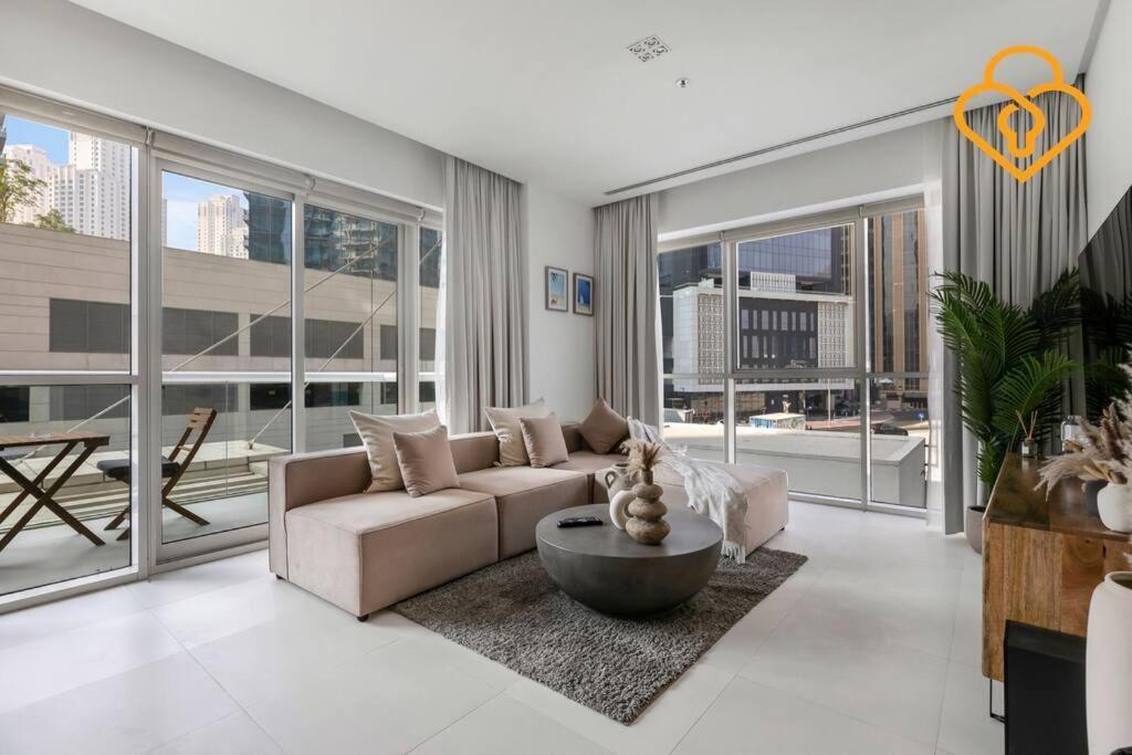 Apartment Keysplease Large 1 Bedroom Walk To Metro, West Avenue Tower Marina Dubai