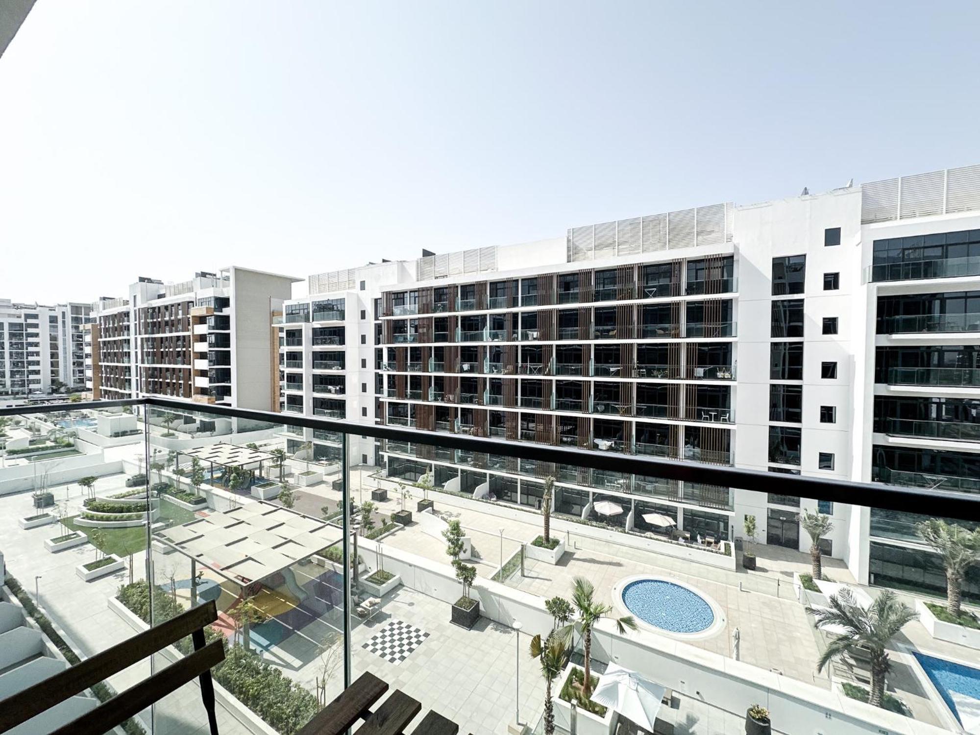 Easygo - Unbeatable Deals On Urban In Riviera 16 *