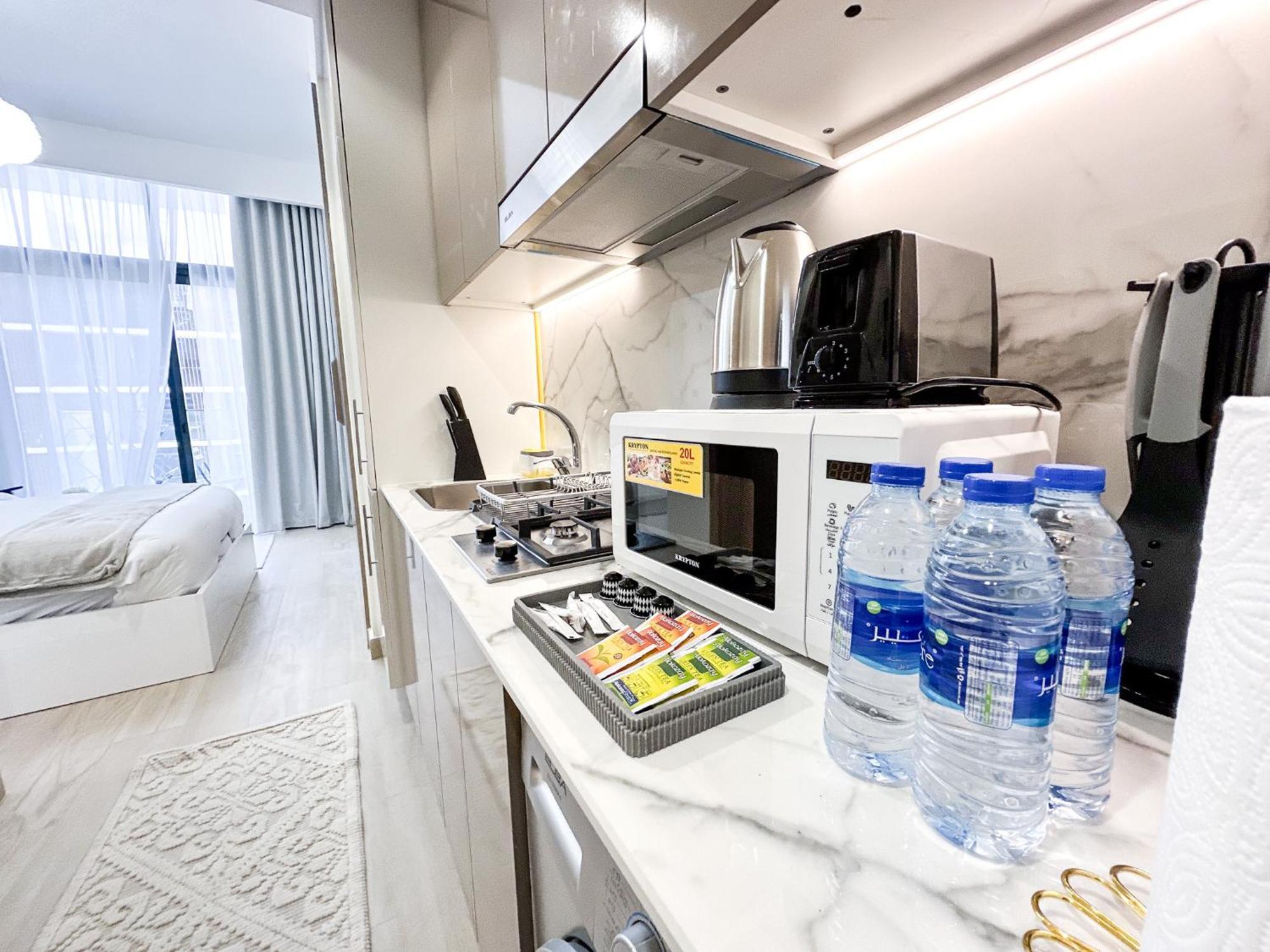 Easygo - Unbeatable Deals On Urban In Riviera 16 Apartment