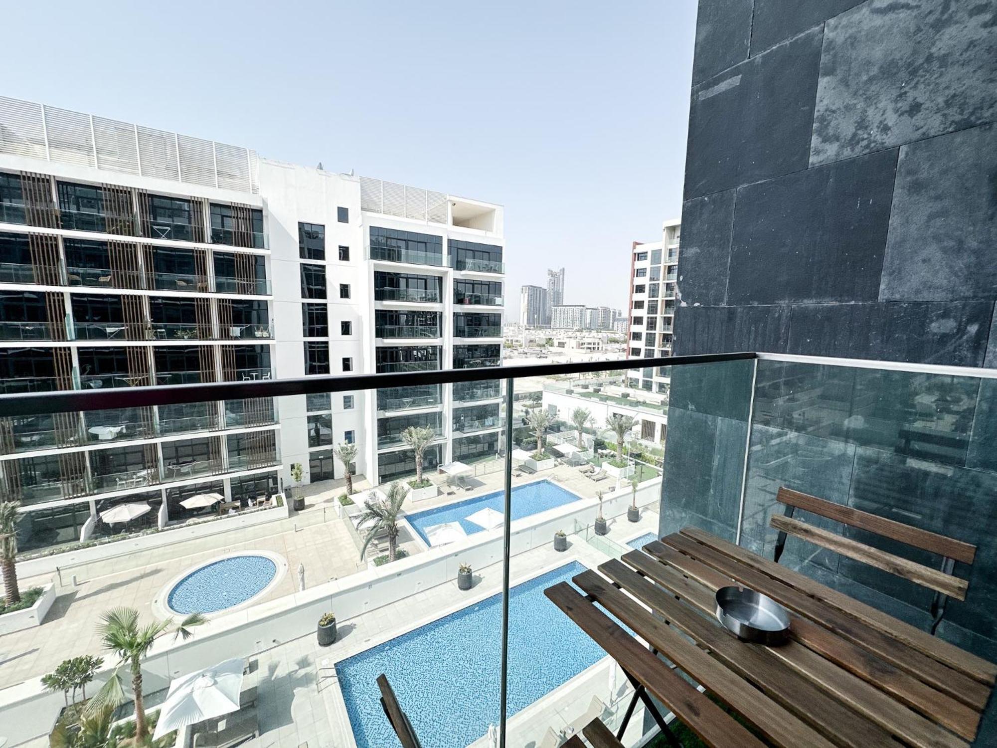 Easygo - Unbeatable Deals On Urban In Riviera 16 Apartment
