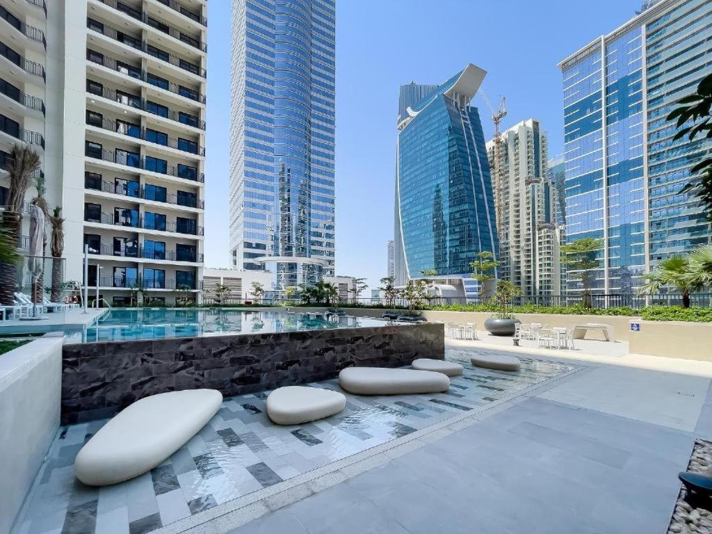 Ashri Homes Stylish Near Burj Khalifa Apartment