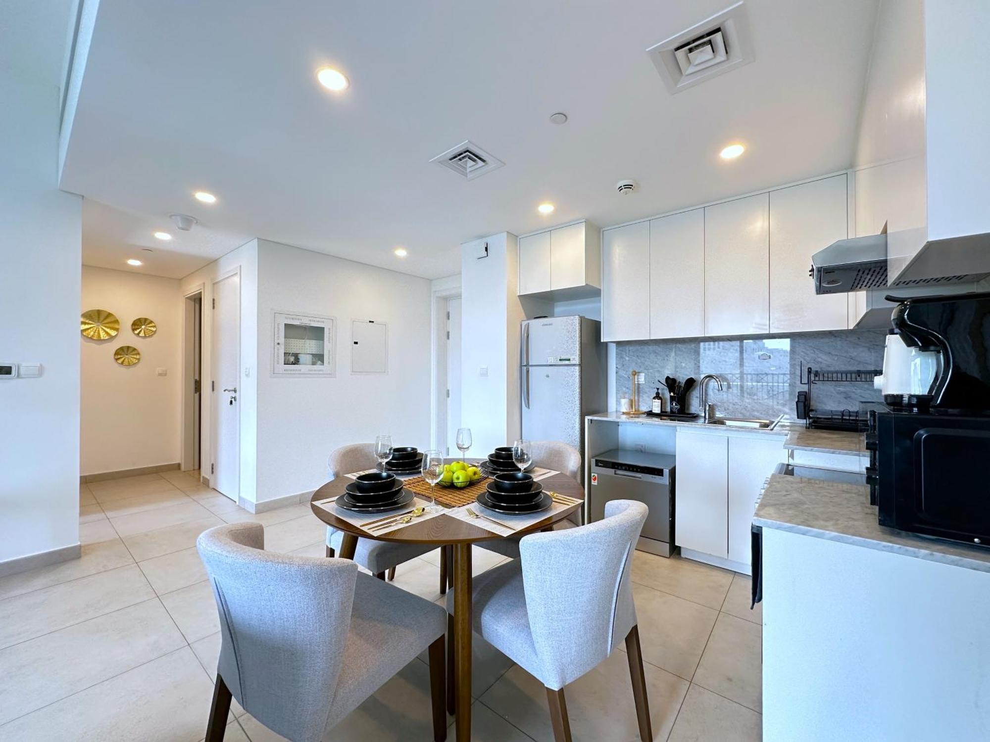 Apartment Megaluxury Flat Resort, Amazing Pool, Burj Direct View *