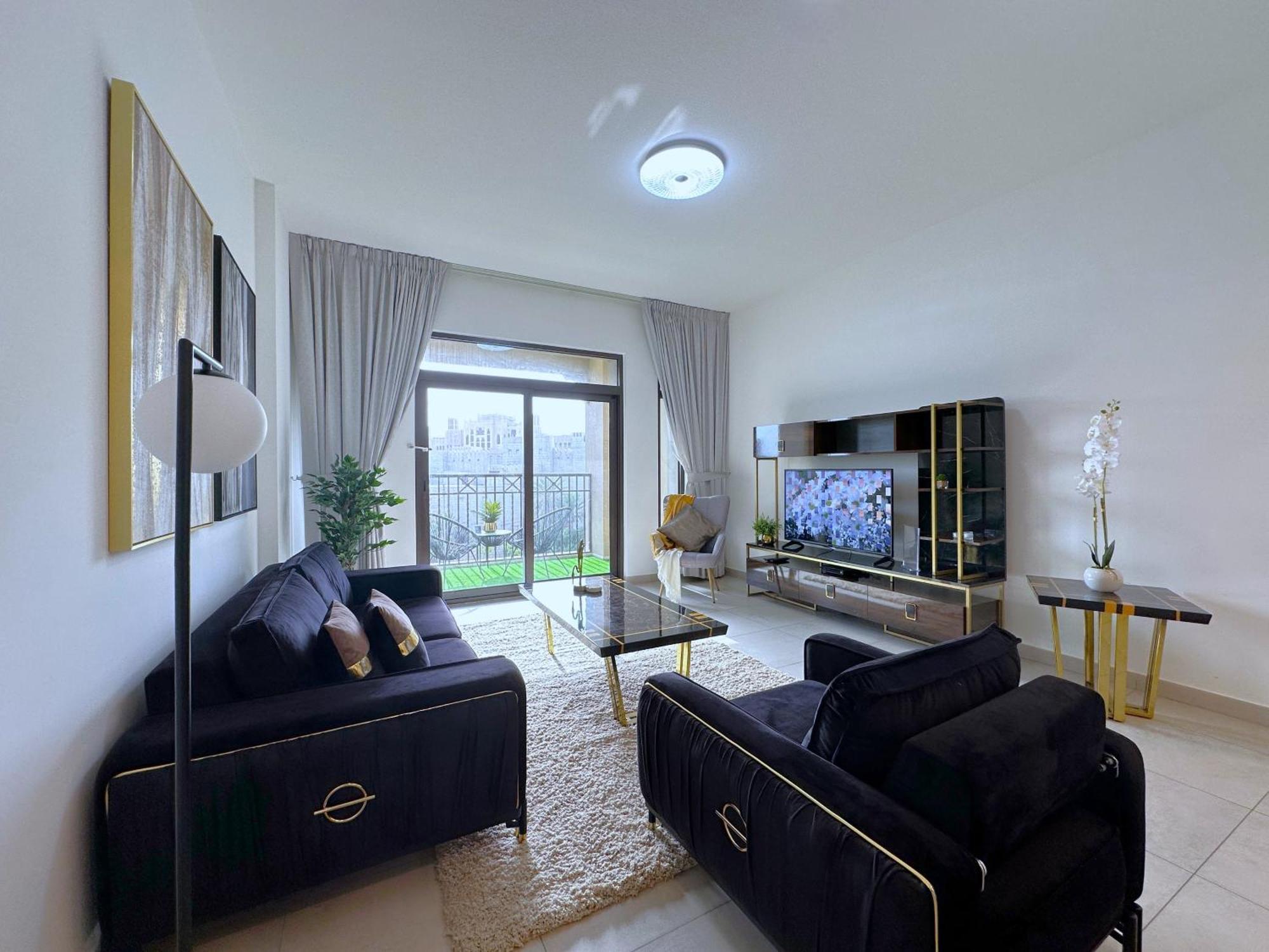 Apartment Megaluxury Flat Resort, Amazing Pool, Burj Direct View