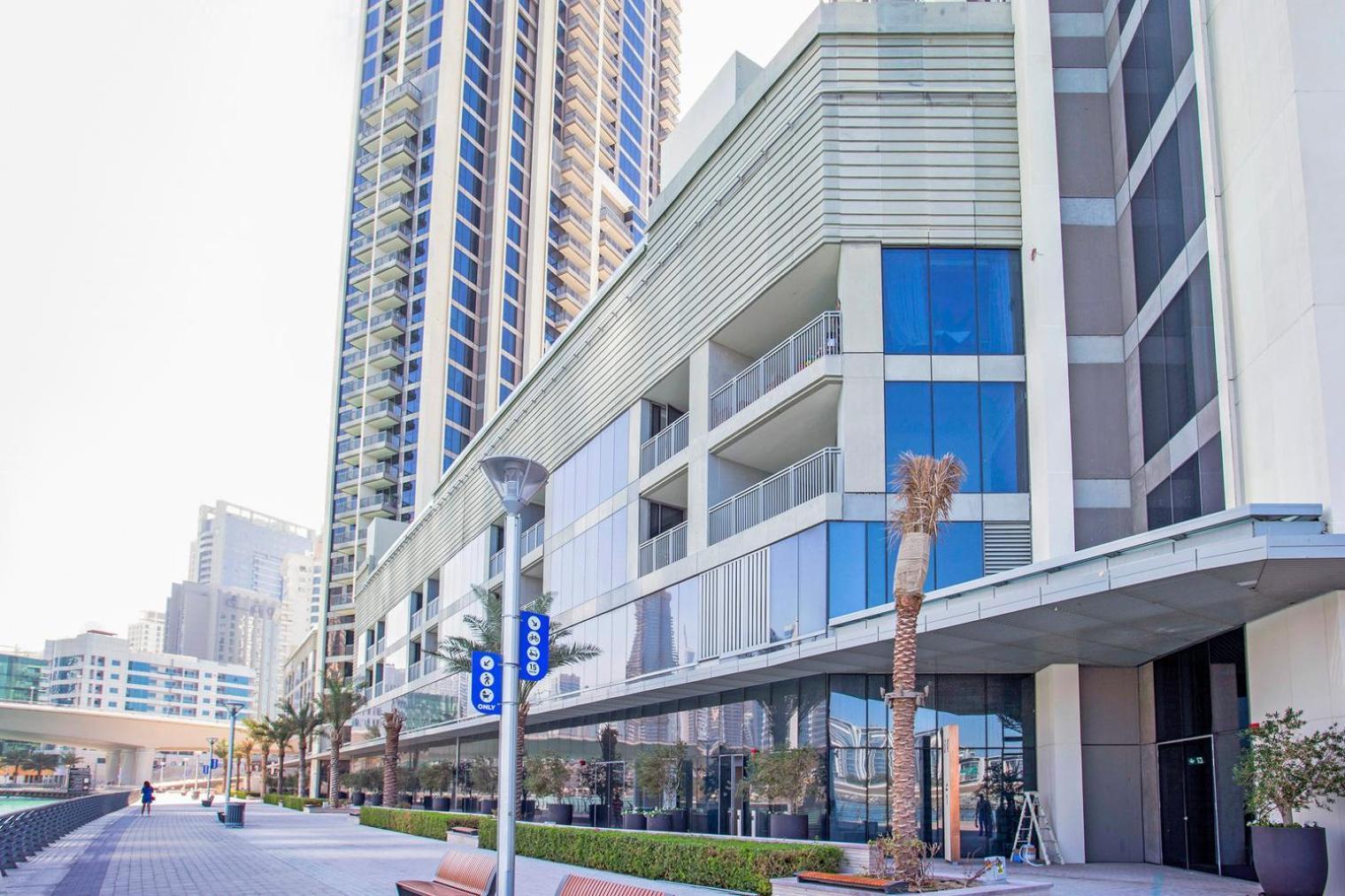 Blueground 5242 Tower Sea View Pool Garage Dxb-951 Apartment Dubai