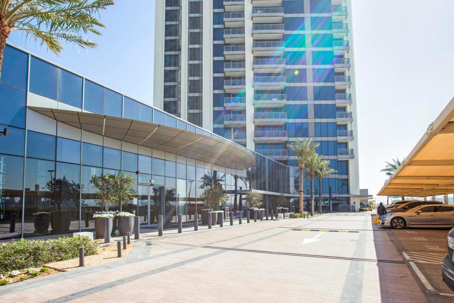 Apartment Blueground 5242 Tower Sea View Pool Garage Dxb-951 Dubai