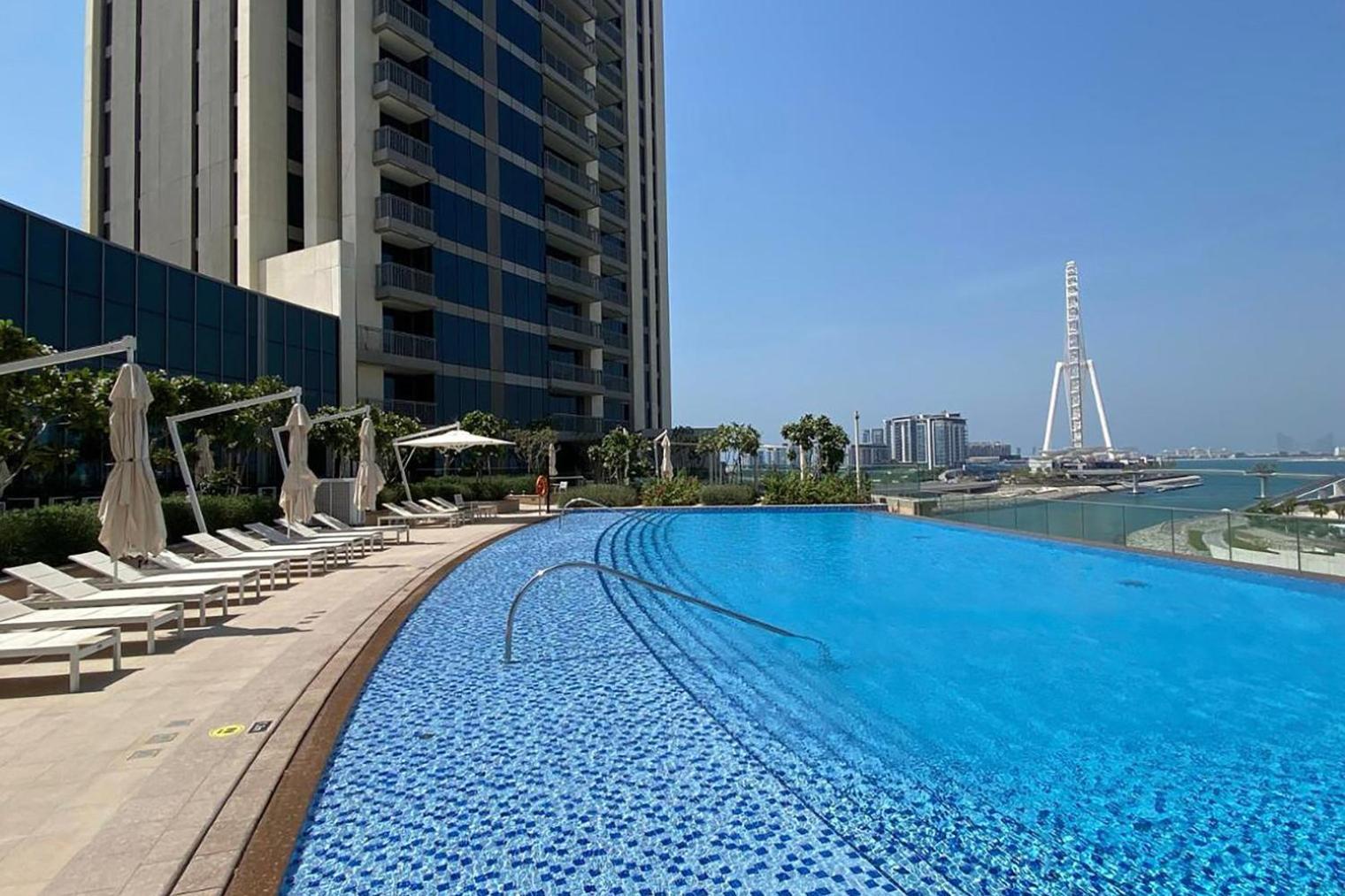 Blueground 5242 Tower Sea View Pool Garage Dxb-951 Dubai