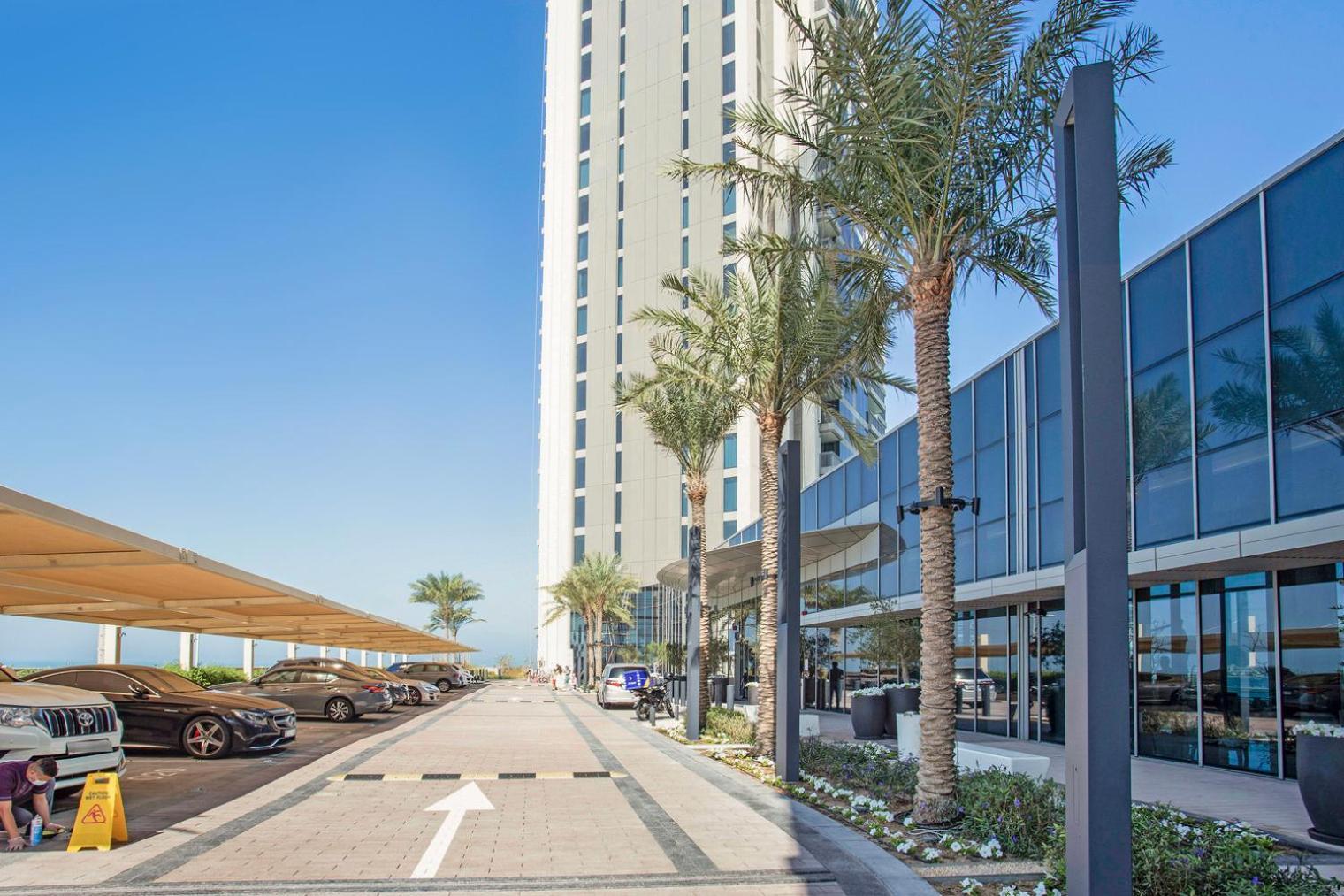 Blueground 5242 Tower Sea View Pool Garage Dxb-951 Apartment