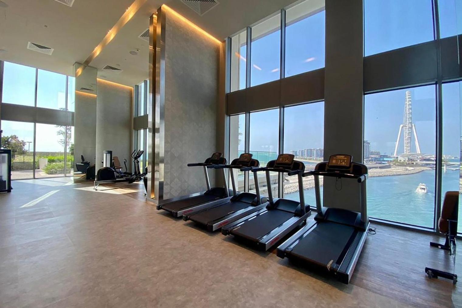 Apartment Blueground 5242 Tower Sea View Pool Garage Dxb-951