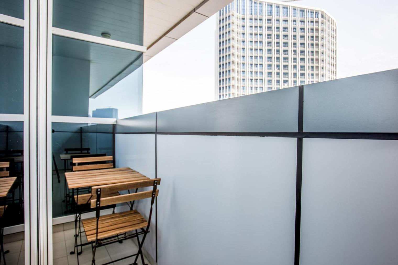 Blueground Art Xv Pool Gym Elevator Dxb-1262 Apartment