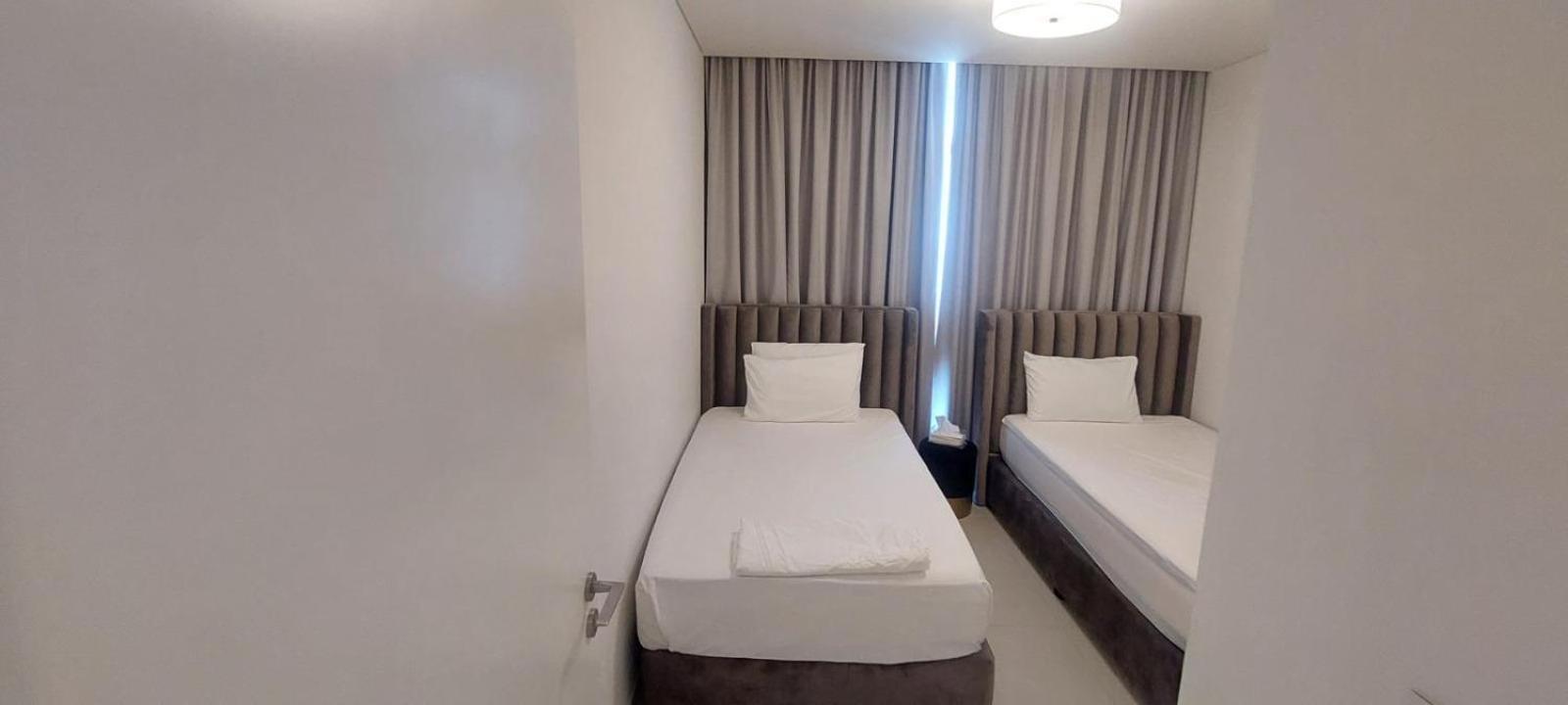 Burj Crown M Bin Rasheed Family In Downtown Apartment Dubai