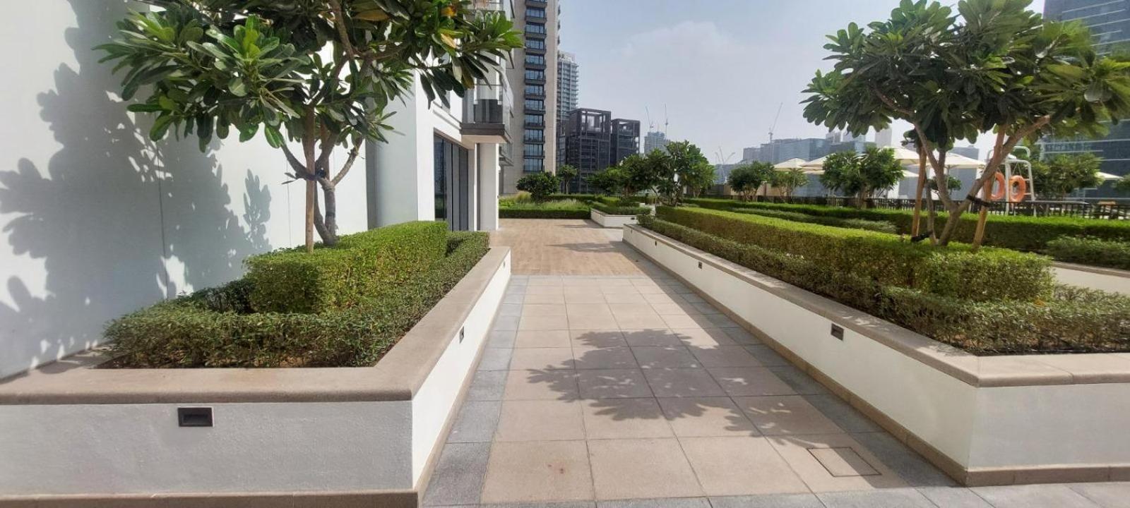 Burj Crown M Bin Rasheed Family In Downtown Apartment Dubai