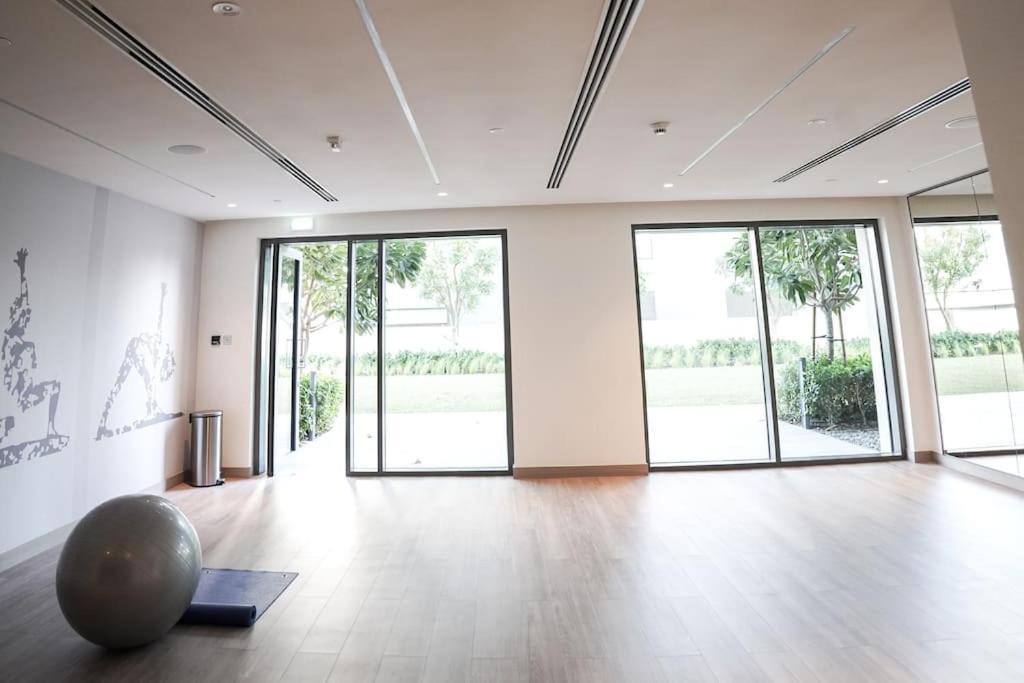 Downtown Luxurious 1br Near Mall And Fountain Apartment Dubai