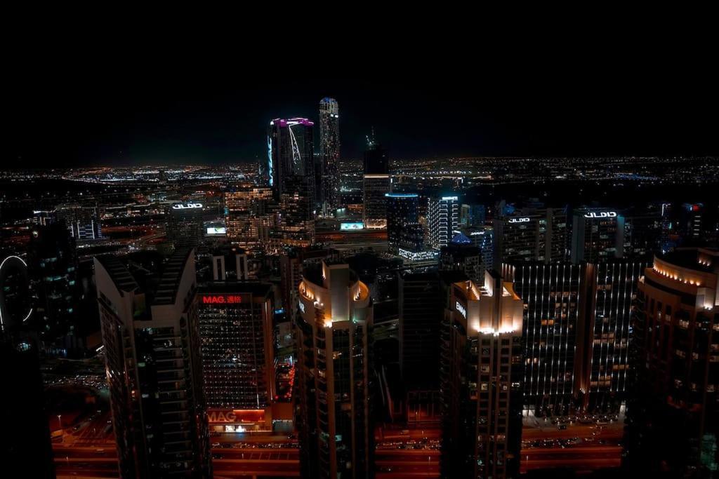 Downtown Luxurious 1br Near Mall And Fountain Dubai