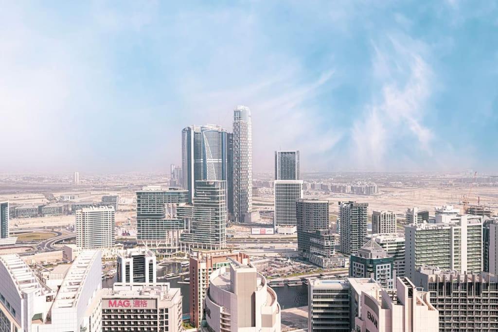 Downtown Luxurious 1br Near Mall And Fountain Dubai