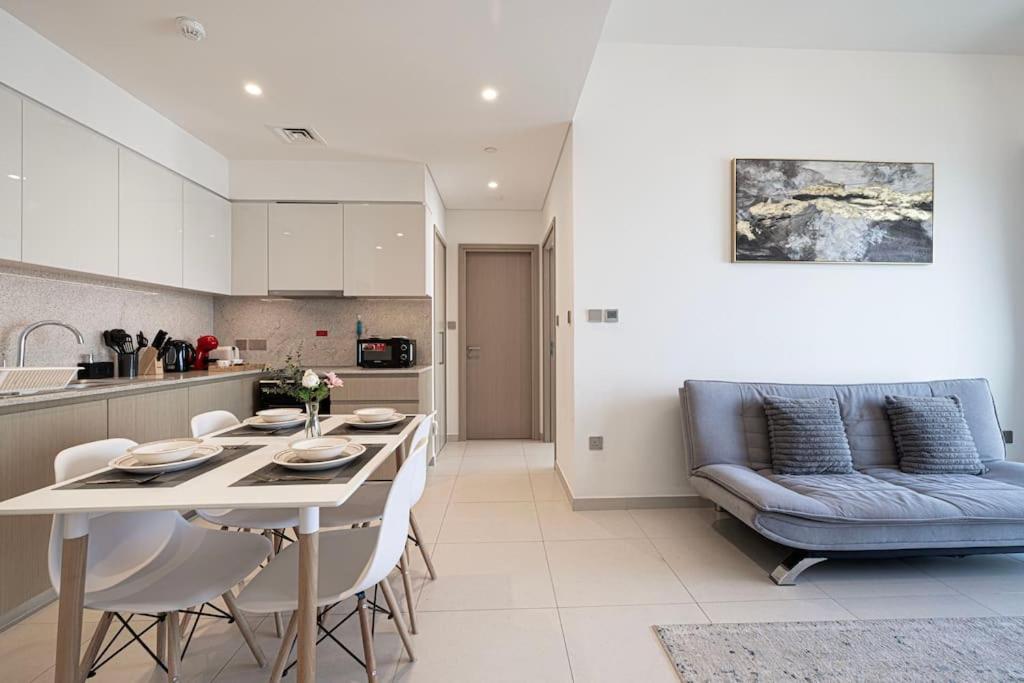 Downtown Luxurious 1br Near Mall And Fountain Apartment