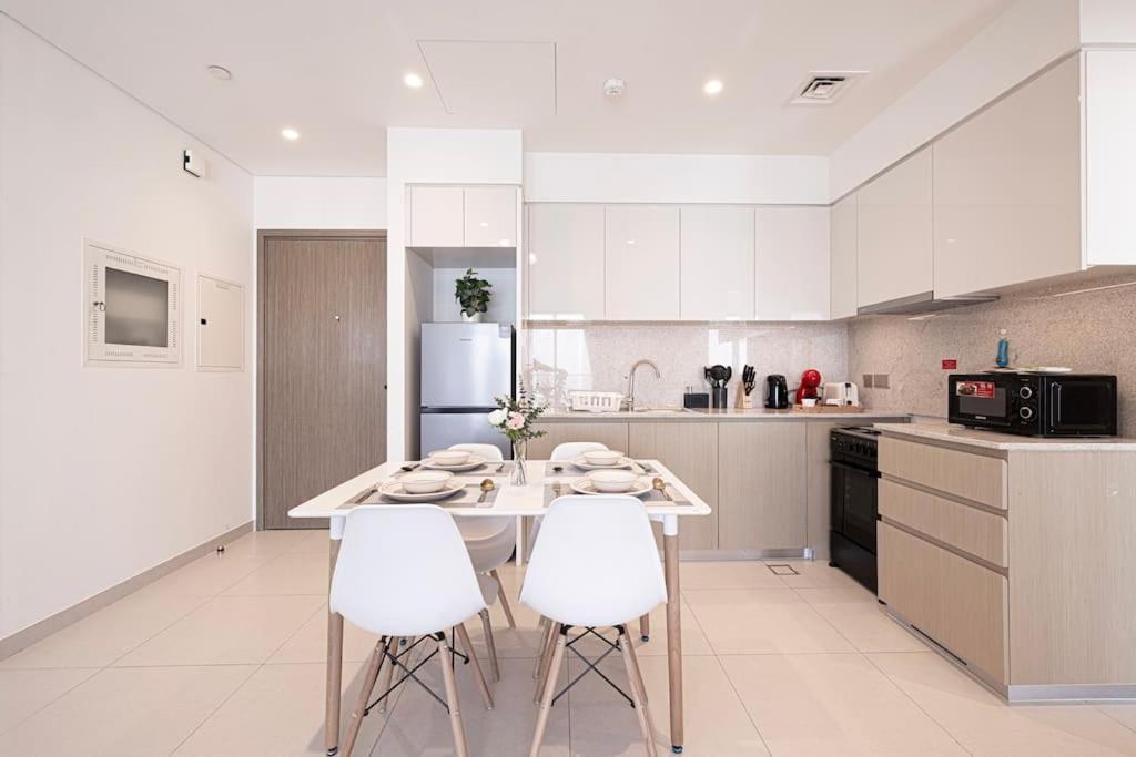 Downtown Luxurious 1br Near Mall And Fountain Apartment *