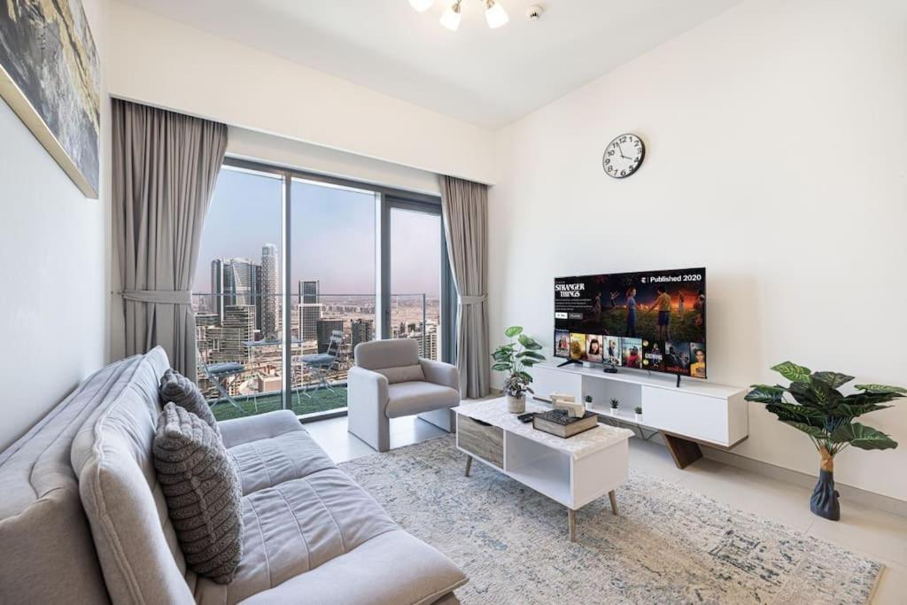 Downtown Luxurious 1br Near Mall And Fountain Apartment *