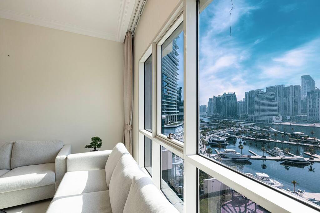 Easemytrip - Prime Business Bay With Canal And Marina Views Dubai