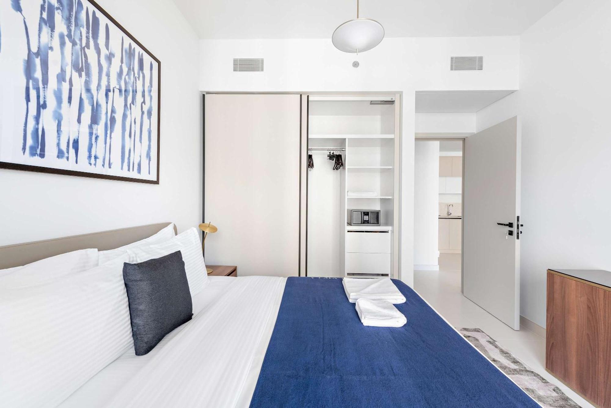 Silkhaus 1bdr With Private Marina Vista * Dubai