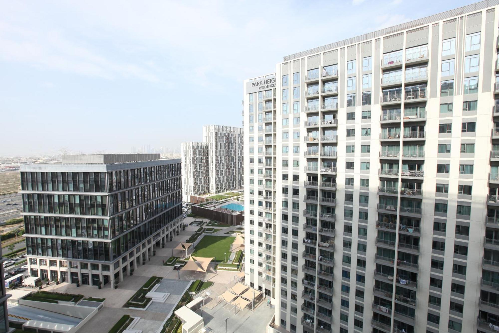 Brown Stone - Hills Mall Apartment Dubai