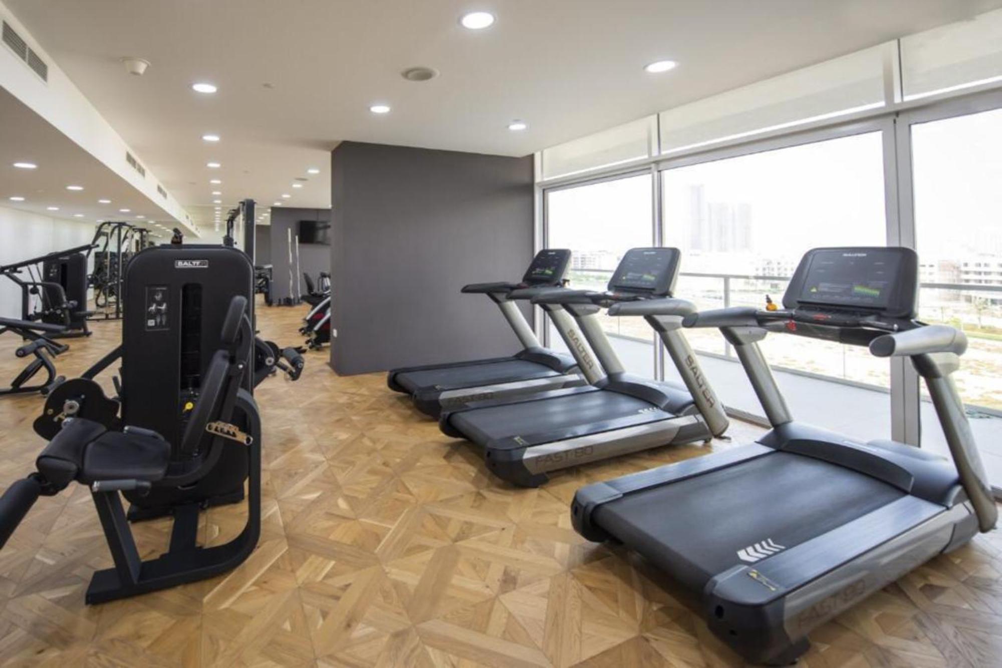 Luxurious One Bedroom , Jvc - Apartment *