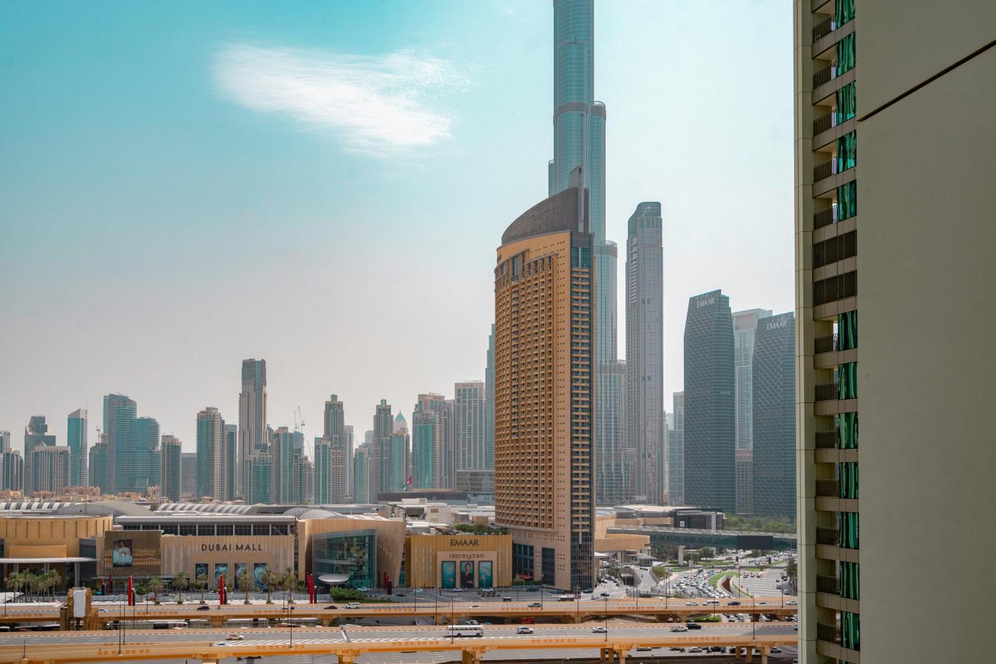 Prime Retreats @ Downtown Views By Emaar