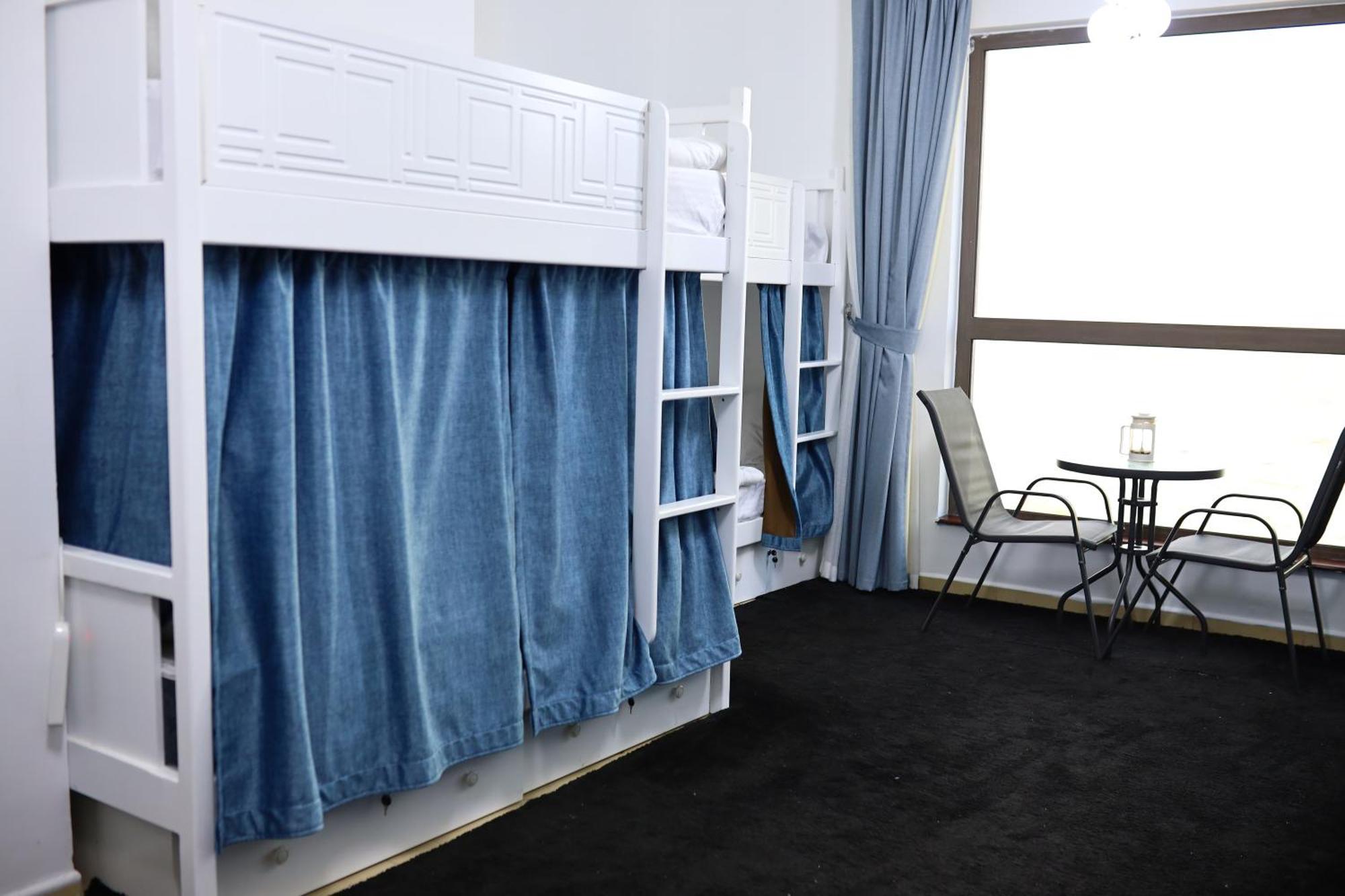 Shams Murjan Jbr Albergue Dubai