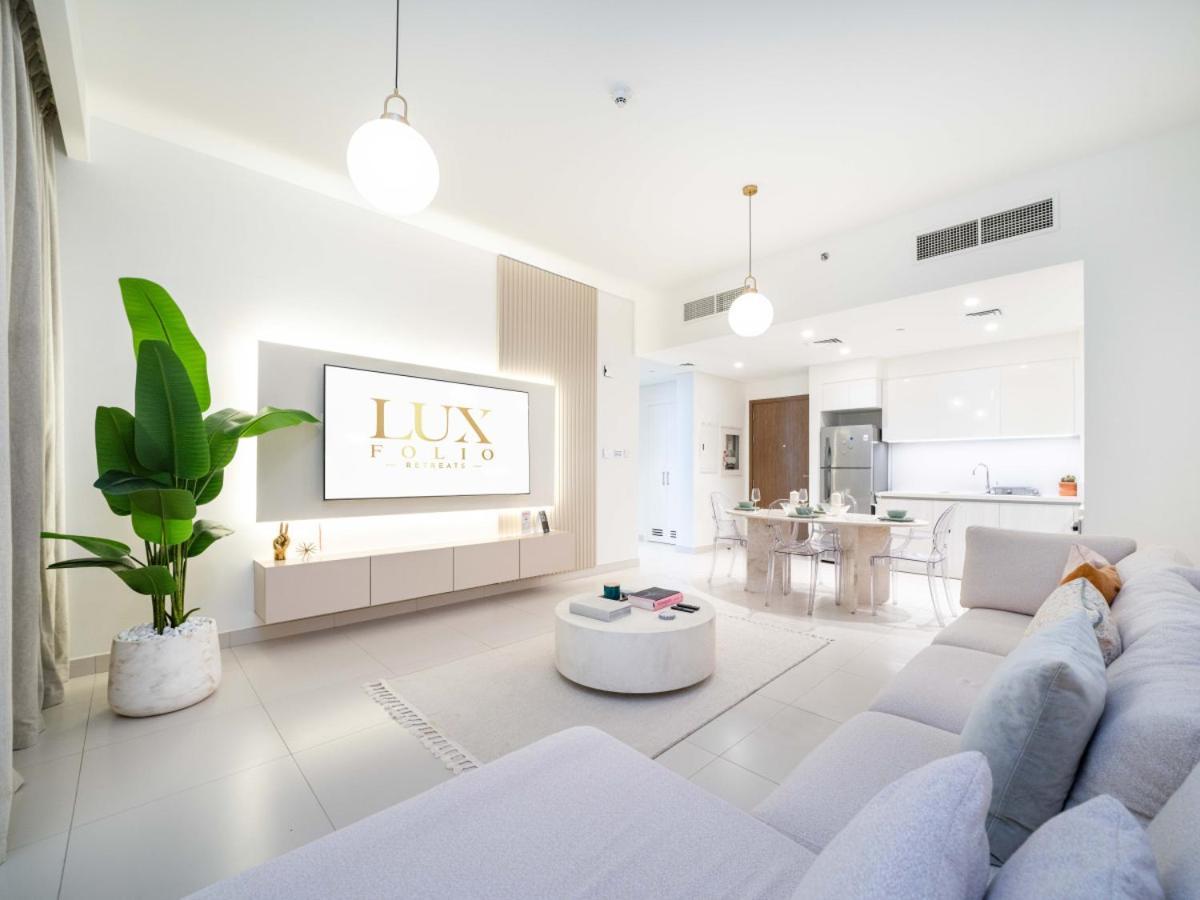 Hills Elegant 1-bed With Terrace *
