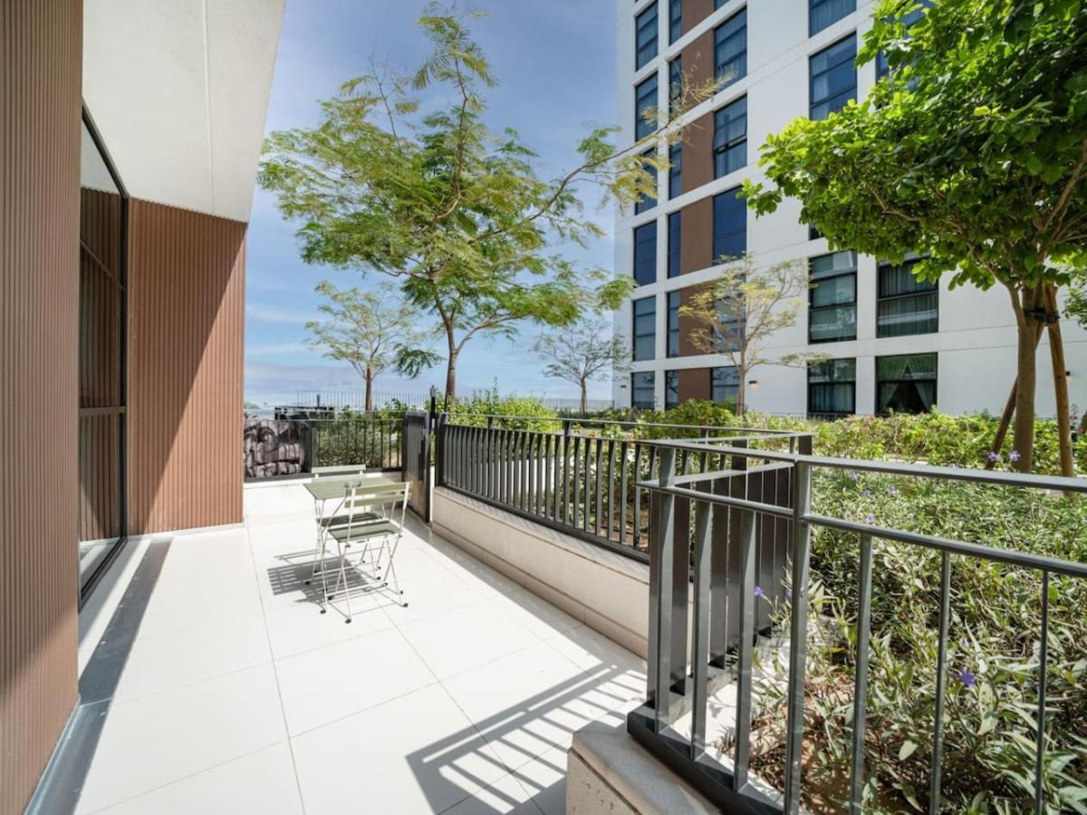 Hills Elegant 1-bed With Terrace Apartment Dubai